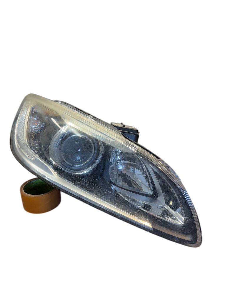 Volvo S60 ajovalo (oikea) 31395903 Headlight right VOLVO S60 II / V60 I (...
