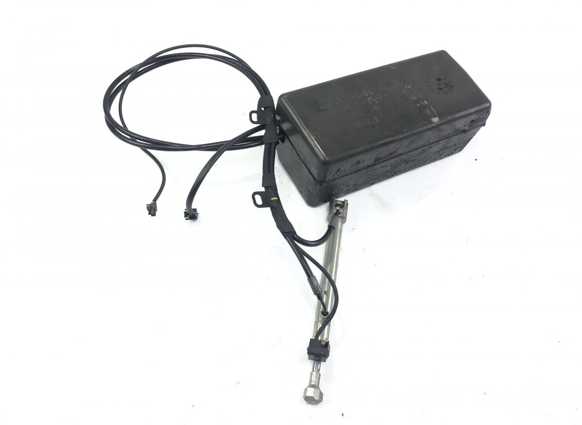Mercedes-Benz A (W169) Power bootlid / tailgate motor A2218000148 Power bootlid / tailgate motor MERC...