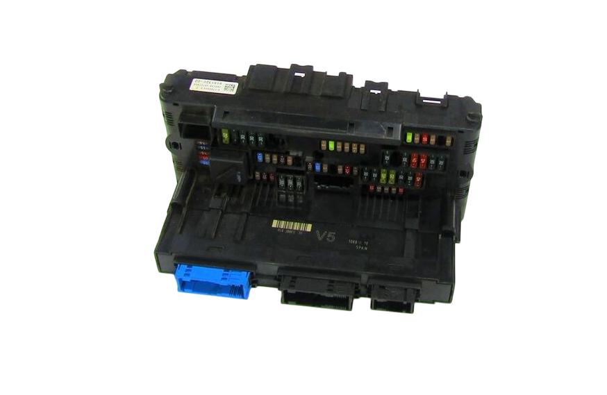 BMW 7 (G11 / G12) Fuse box set BMW 7 SERIES Fuse box set OEM 61149151320

Part...