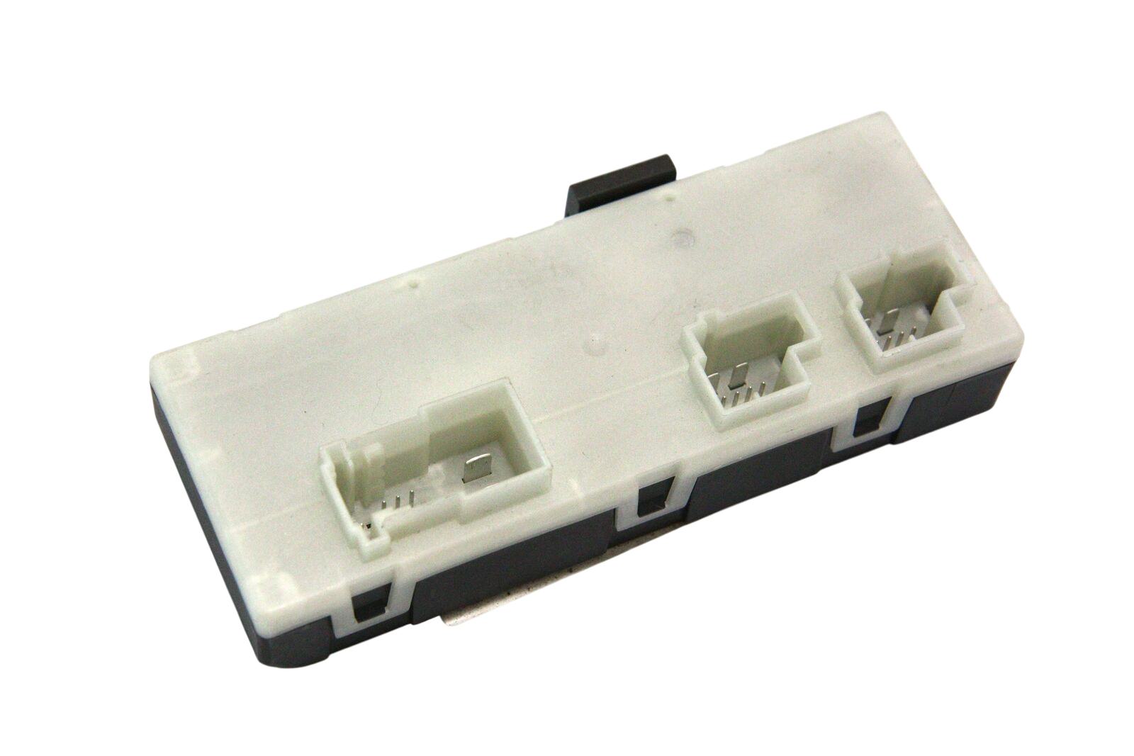 BMW 3 (G20 / G21) Tailgate/trunk control unit/module BMW 3 SERIES Tailgate/trunk control unit/module...