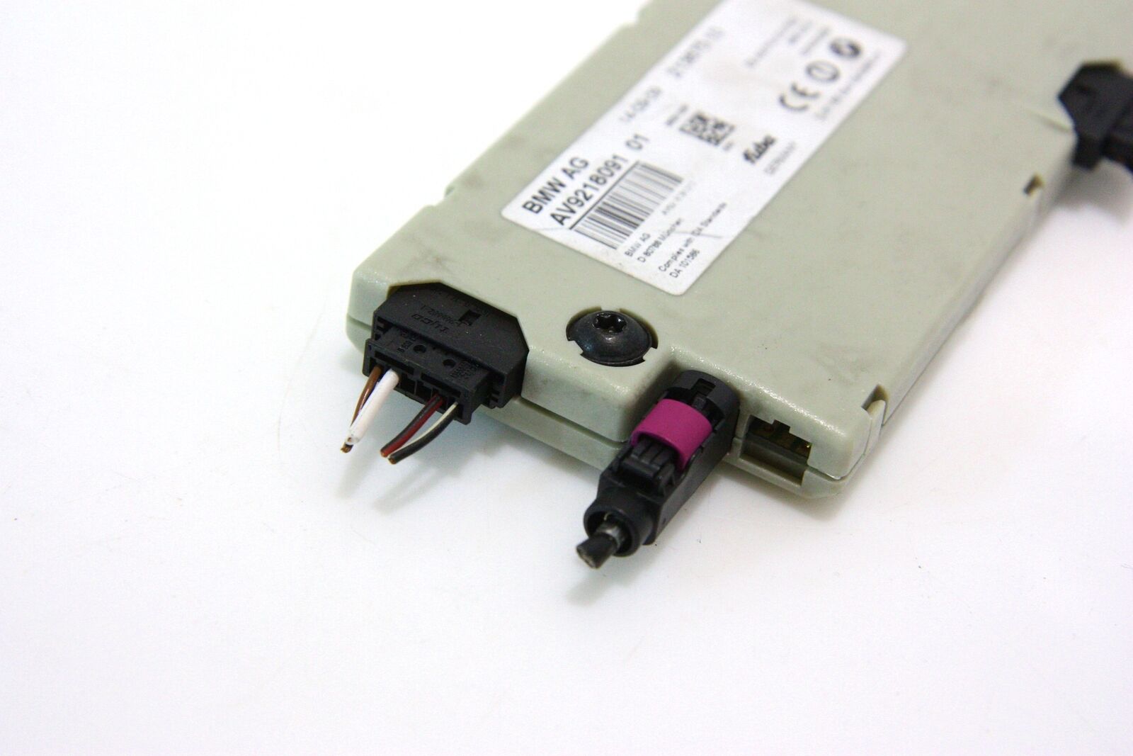 BMW 5 (F10 / F11) Aerial antenna amplifier BMW 5 SERIES Aerial antenna amplifier OEM 65209...