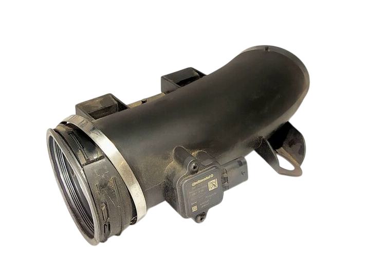 BMW 5 (F10 / F11) Air intake duct part BMW 5 SERIES Air intake duct part OEM 136275936...