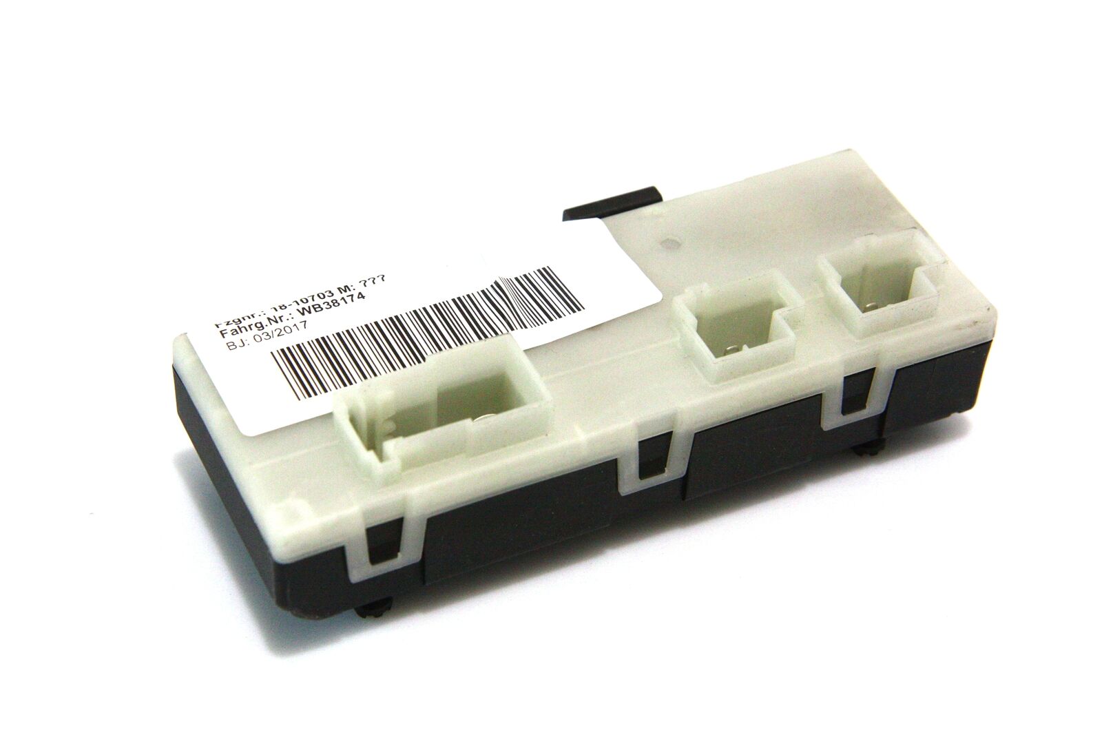 BMW 5 (G30 / G31) Tailgate/trunk control unit/module BMW 5 SERIES Tailgate/trunk control unit/module...