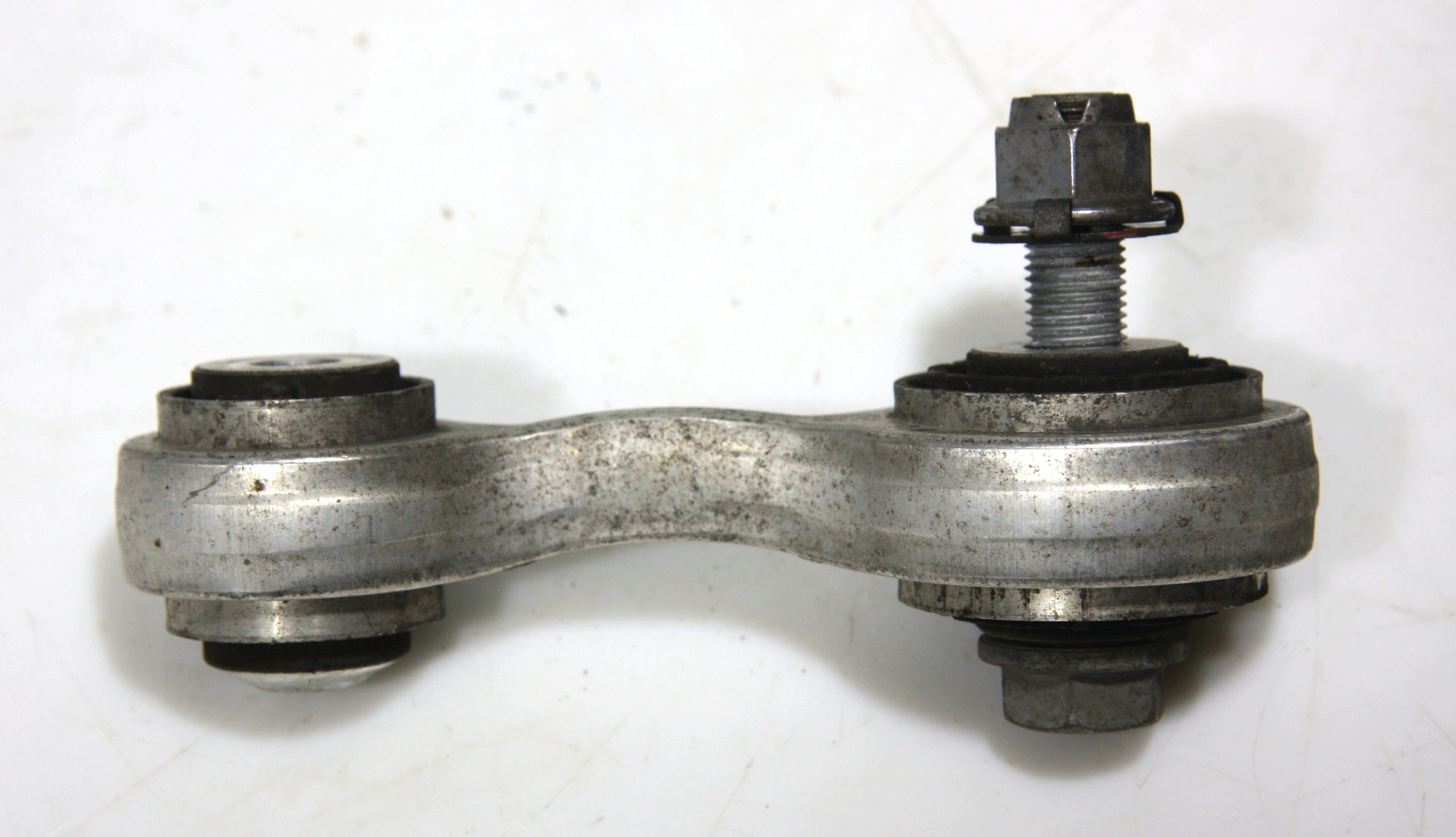 BMW 6 (F06 / F12 / F13) Rear anti-roll bar/stabilizer link BMW 6 SERIES Rear anti-roll bar/stabilizer link...