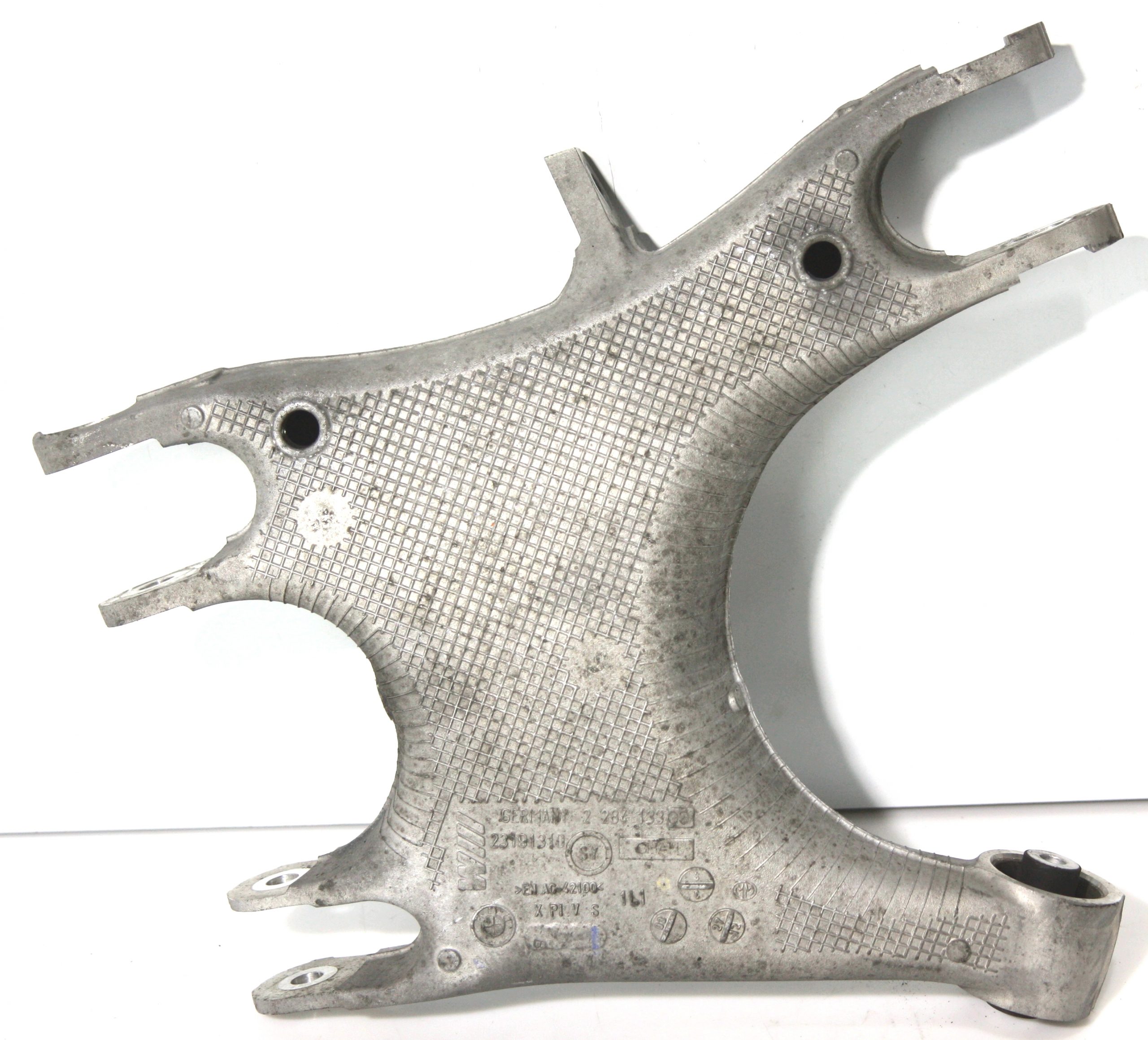 BMW 6 (F06 / F12 / F13) Rear upper control arm/wishbone BMW 6 SERIES Rear upper control arm/wishbone OE...