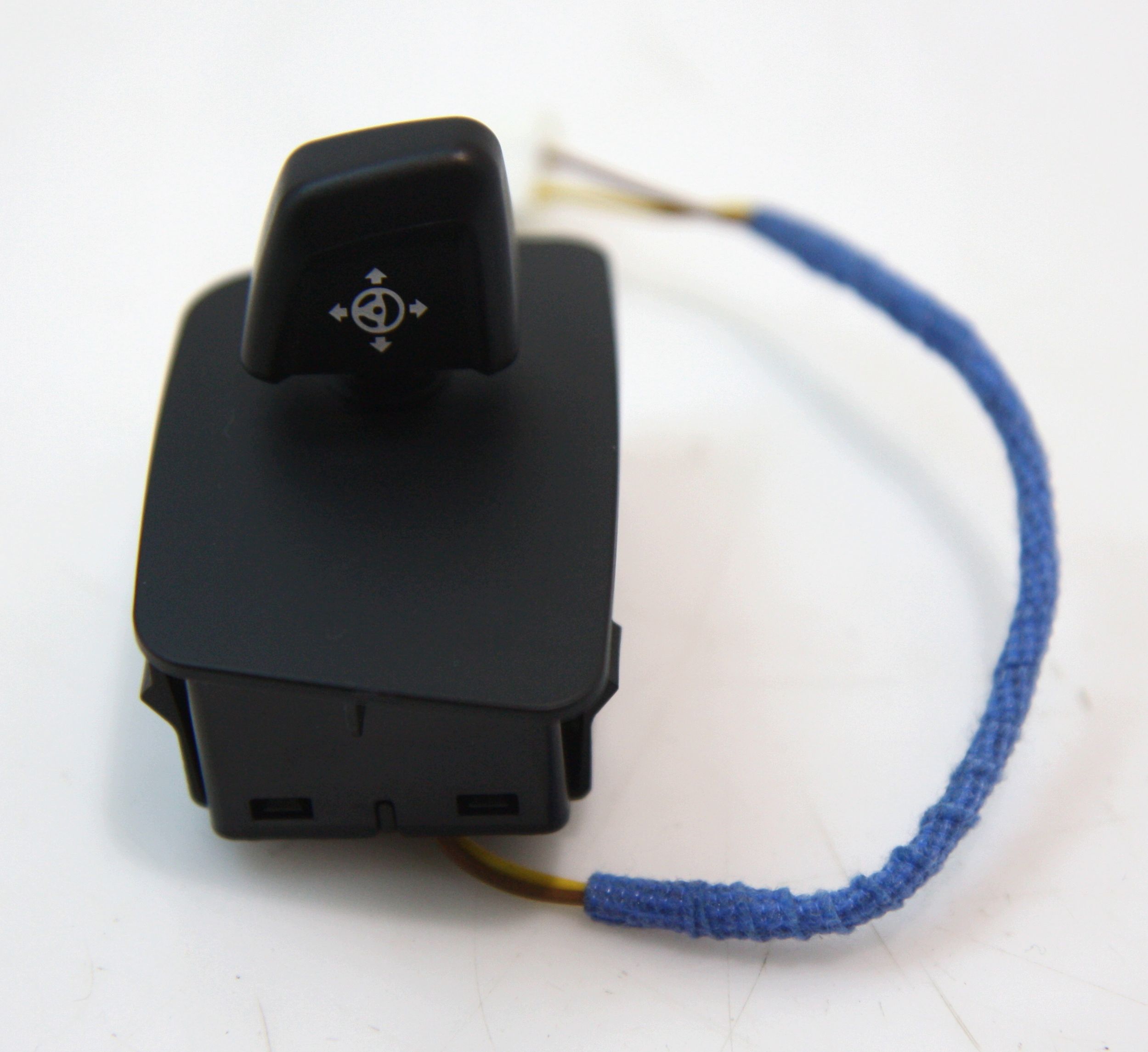 BMW 7 (G11 / G12) Steering wheel adjustment switch BMW 7 SERIES Steering wheel adjustment switch O...