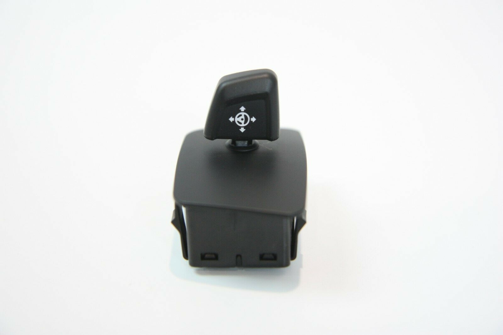 BMW 8 (G15) Steering wheel adjustment switch BMW M8 Steering wheel adjustment switch OEM 613...