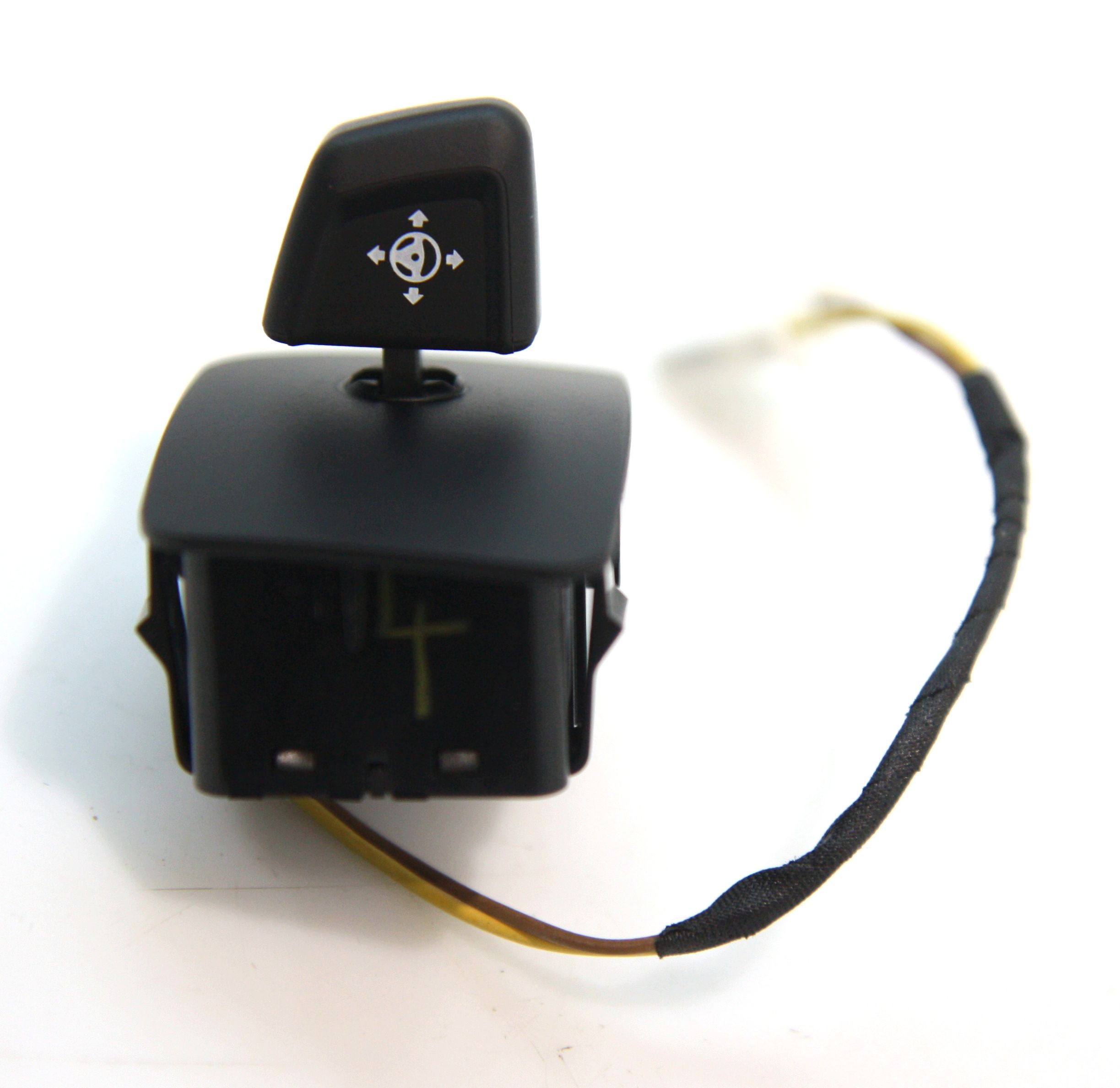 BMW 5 (G30 / G31) Steering wheel adjustment switch BMW M5 Steering wheel adjustment switch OEM 613...