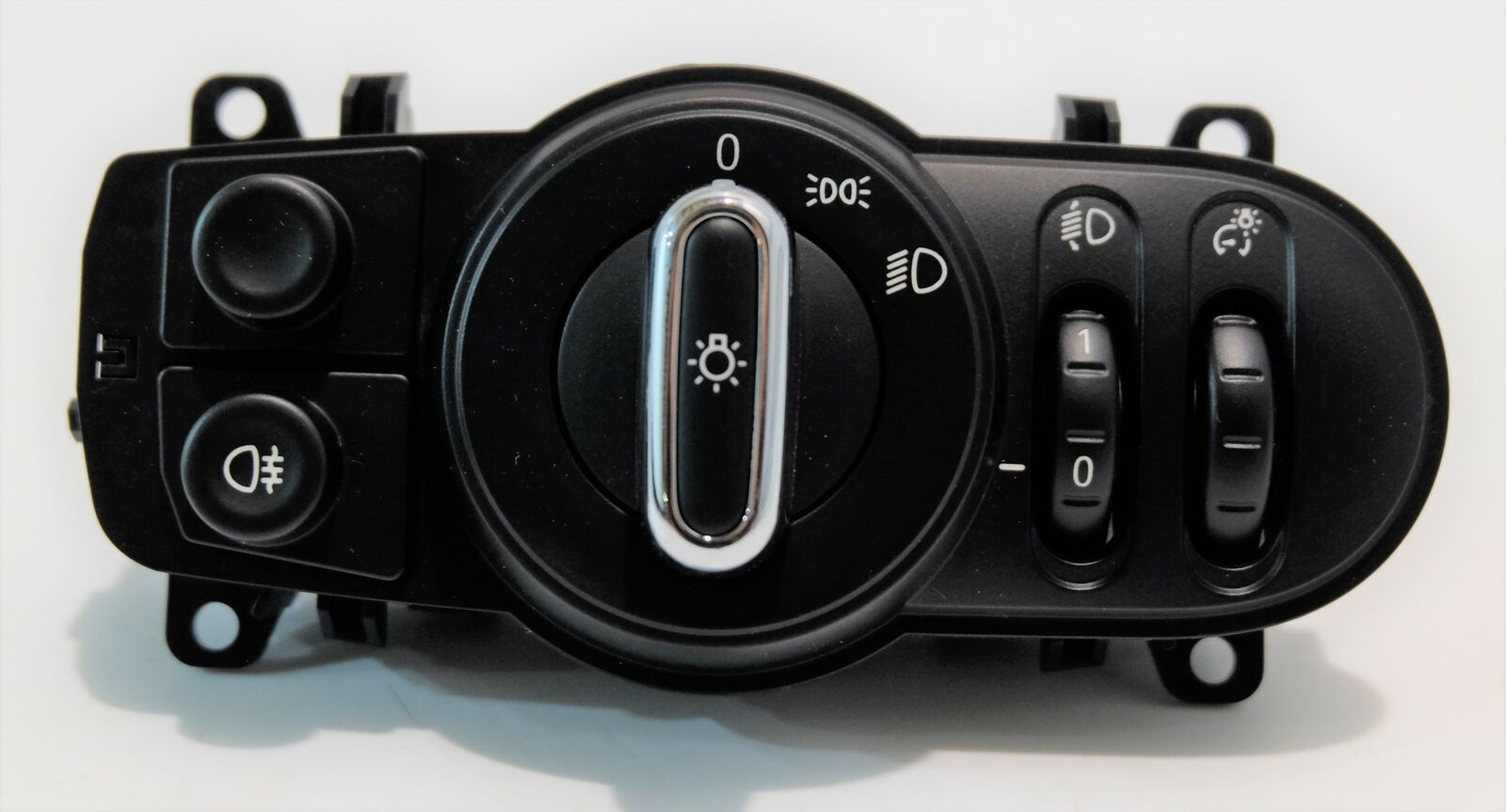 BMW 5 / i5 (G60 / G61) Light switch BMW MINI Clubman F54, MINI F55 Light switch OEM...