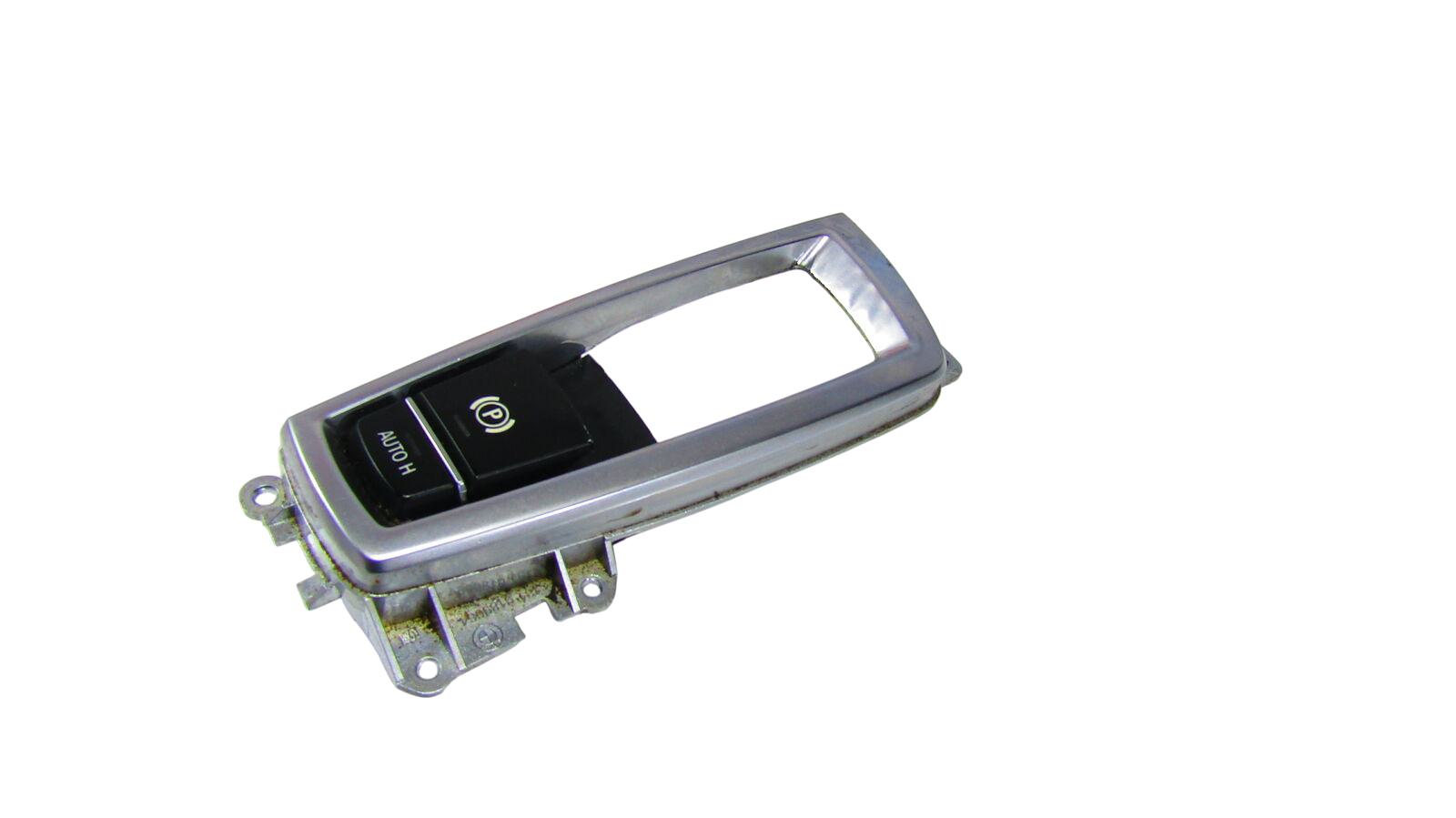 BMW 7 (G11 / G12) Hand parking brake switch BMW 7 SERIES Hand parking brake switch OEM 6131...