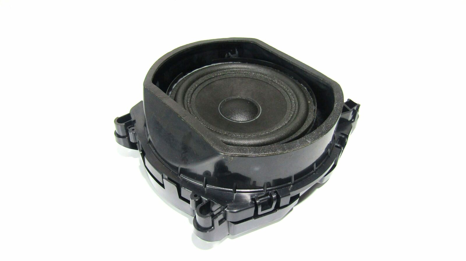 BMW X5 (E70) Panel speaker BMW X5 Panel speaker OEM 65136971880

Part code...