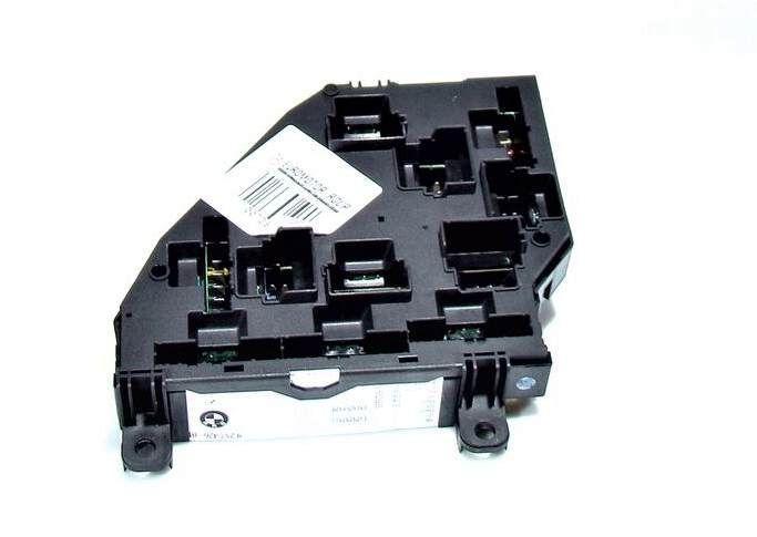 BMW 5 (F10 / F11) Fuse box set BMW 5 SERIES Fuse box set OEM 61149252813

Part...