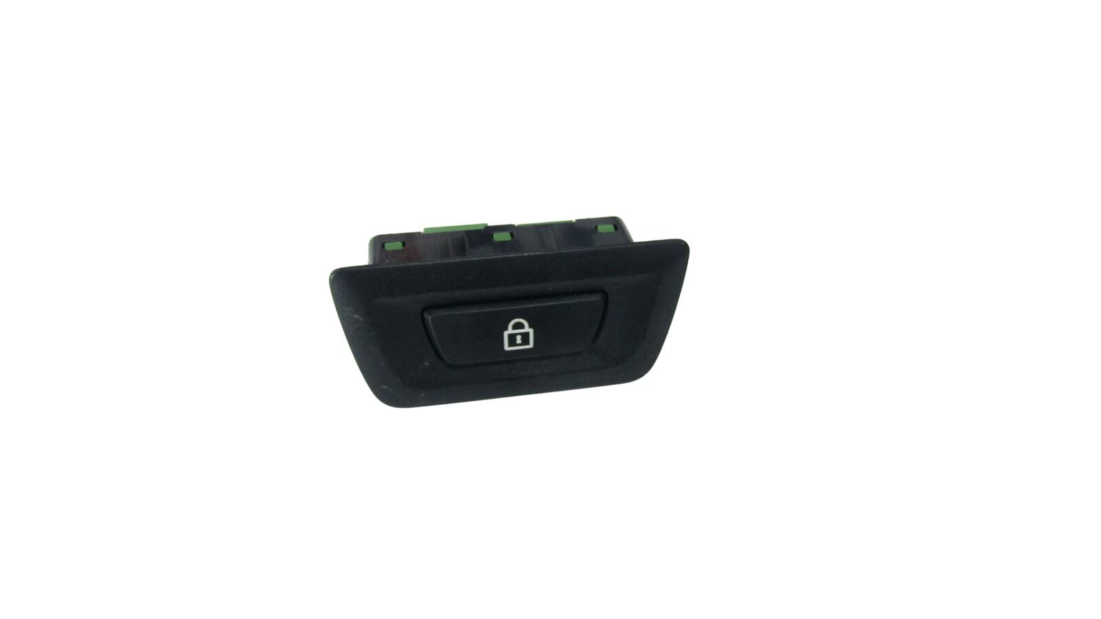 BMW 5 (F10 / F11) Central locking switch button BMW 5 SERIES GT Central locking switch button O...