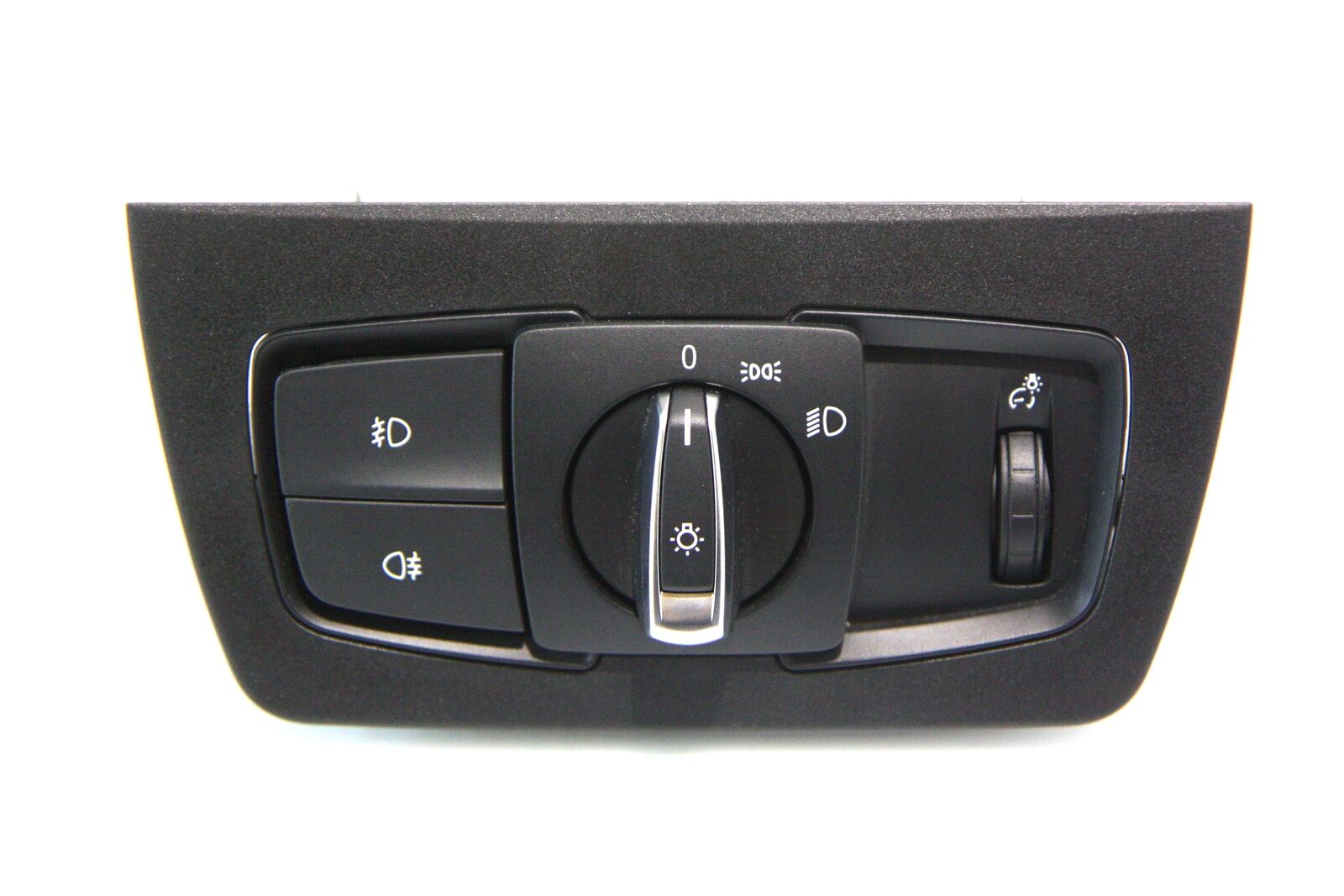 BMW 1 (F20 / F21) Свет переключатель BMW 1 SERIES Light switch OEM 61316847511

Part...