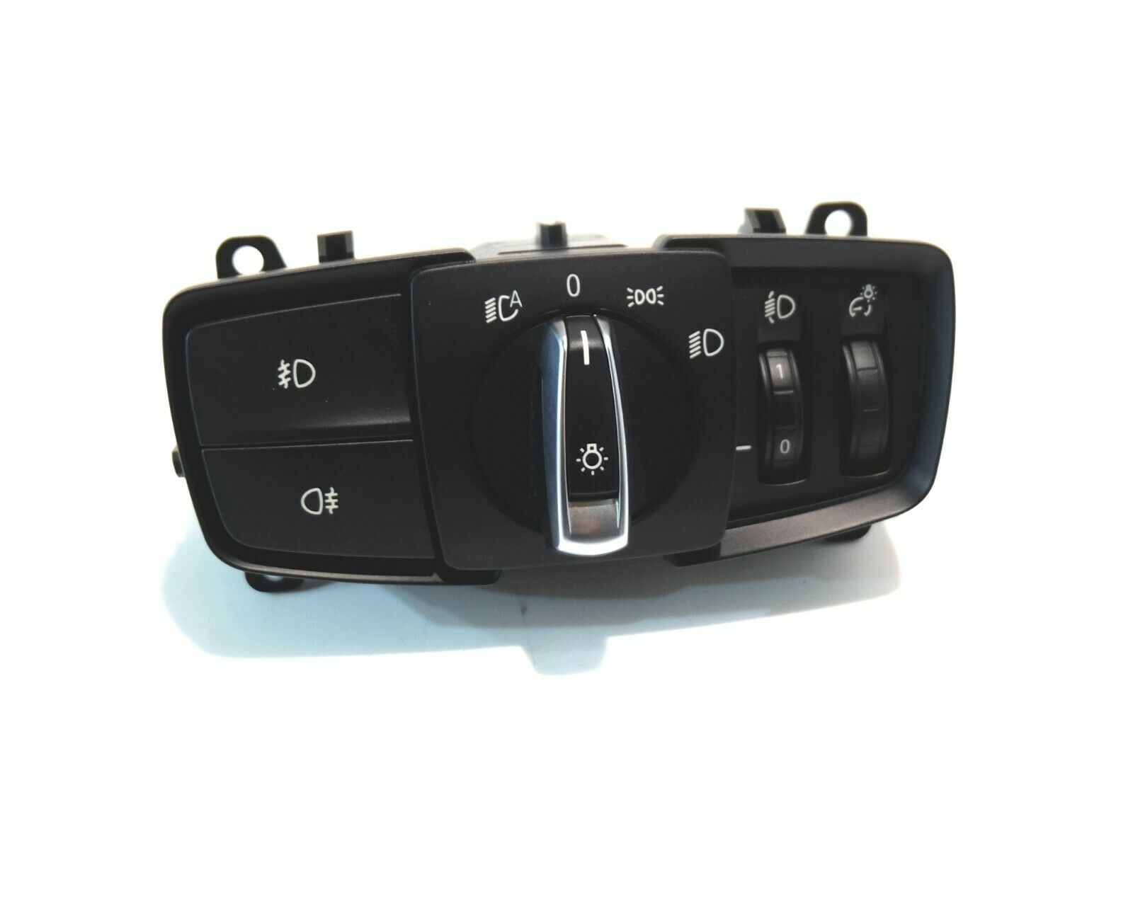 BMW X5 (F15) Свет переключатель BMW X5 Light switch OEM 61319311729

Part codes...