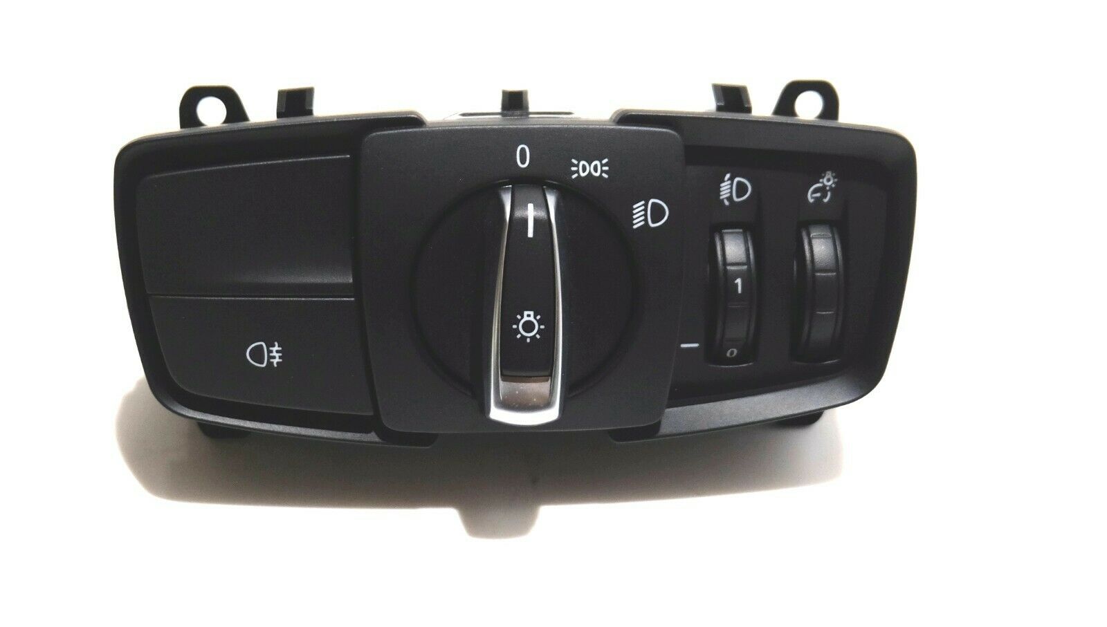 BMW 1 (F20 / F21) Свет переключатель BMW 1 SERIES Light switch OEM 61319265300

Part...