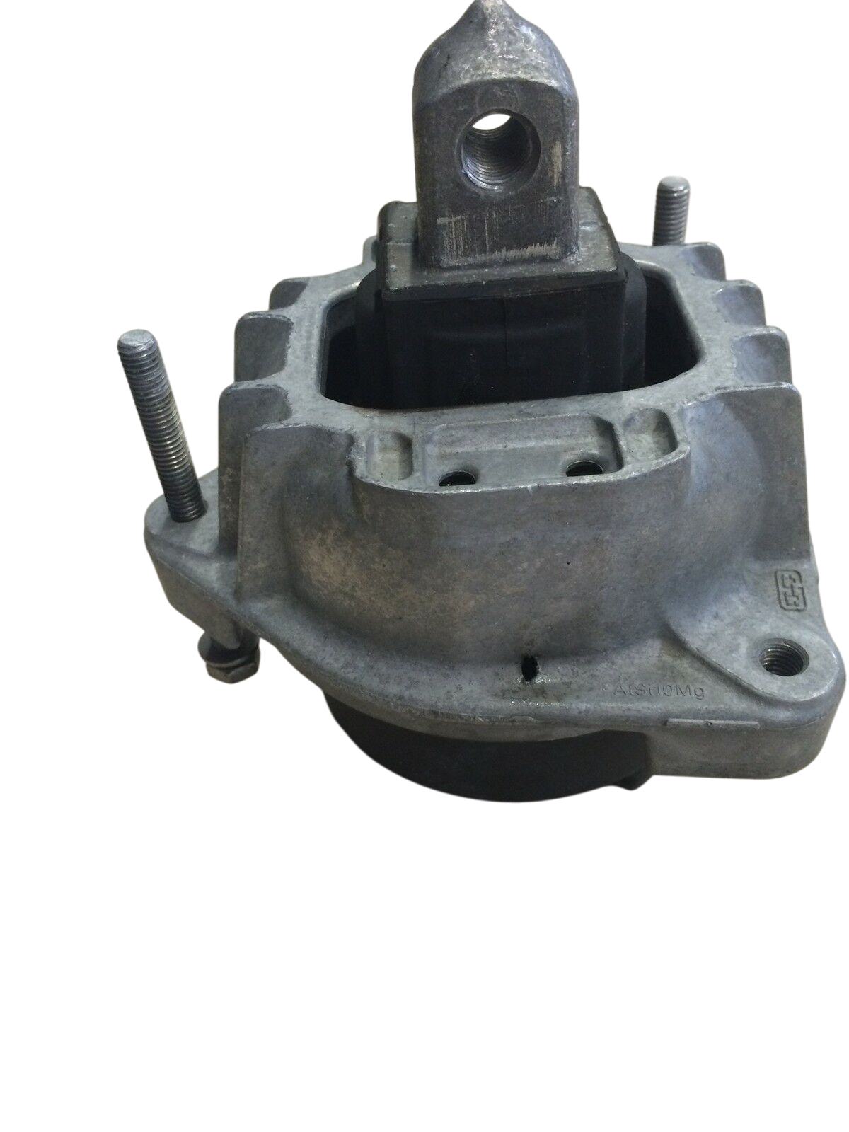BMW 6 (F06 / F12 / F13) Engine mount bracket BMW 6 SERIES Engine mount bracket OEM 221168512...