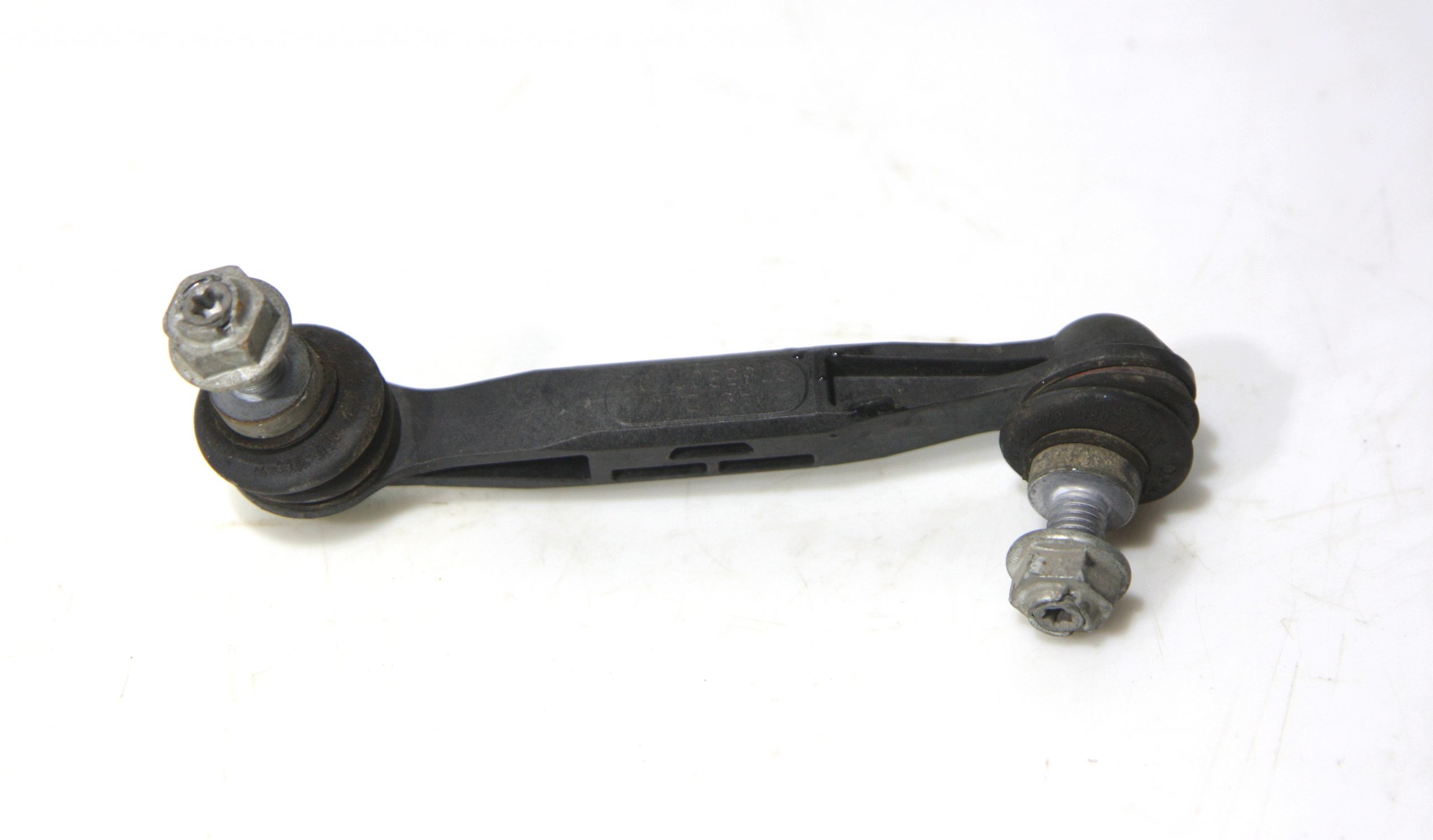 BMW 3 (F30 / F31) Rear upper control arm/wishbone BMW 3 SERIES Rear upper control arm/wishbone OE...