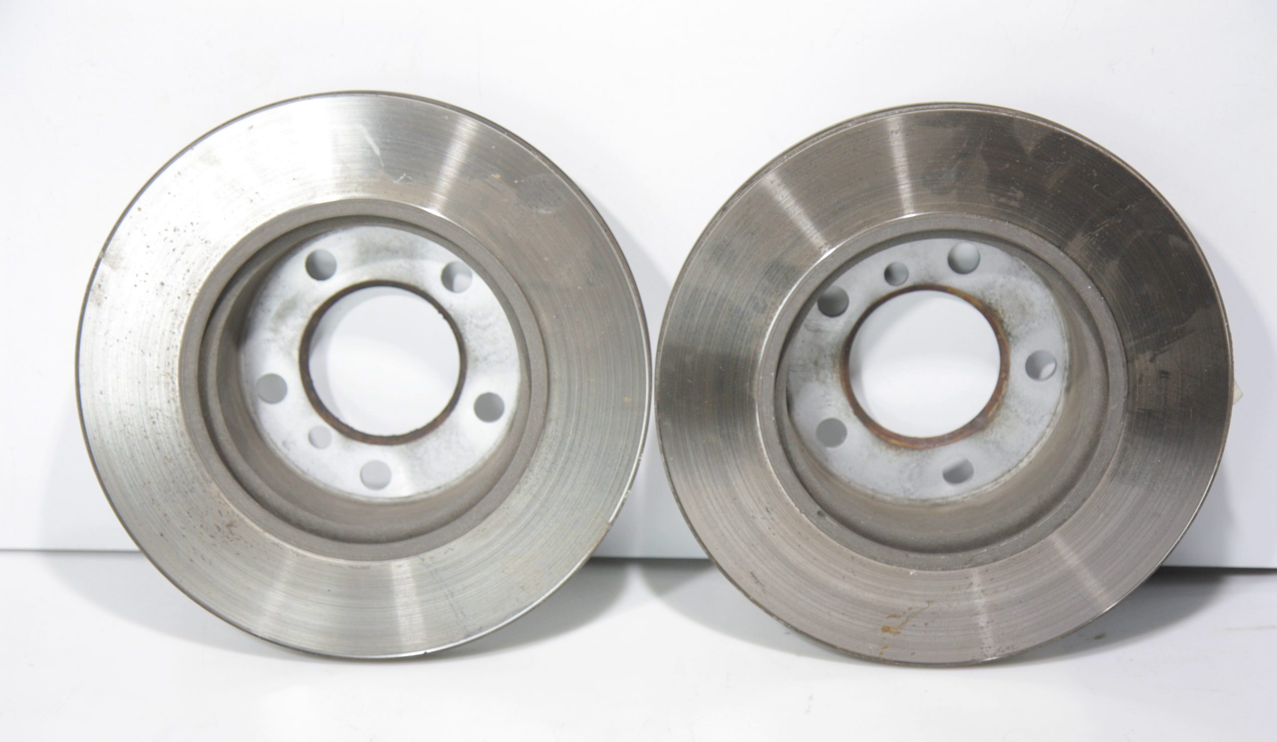 BMW 1 (F20 / F21) Brake discs and calipers set BMW 1 SERIES Brake discs and calipers set OEM 3...