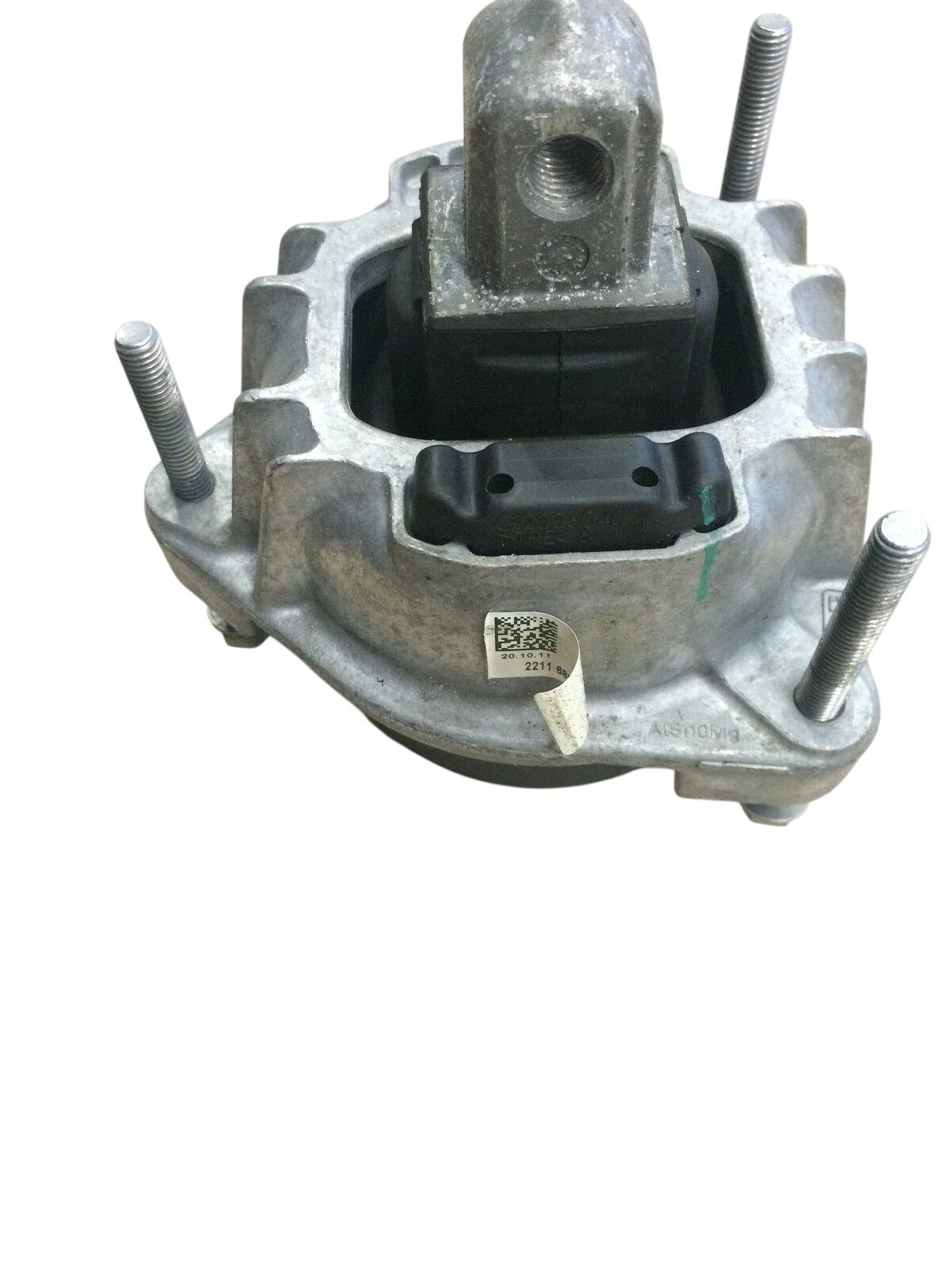 BMW 6 (F06 / F12 / F13) Engine mount bracket BMW 6 SERIES Engine mount bracket OEM 221168512...