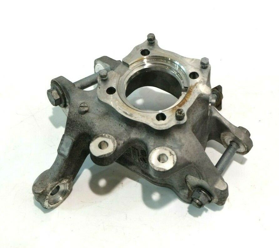 BMW 6 (F06 / F12 / F13) Rear wheel hub