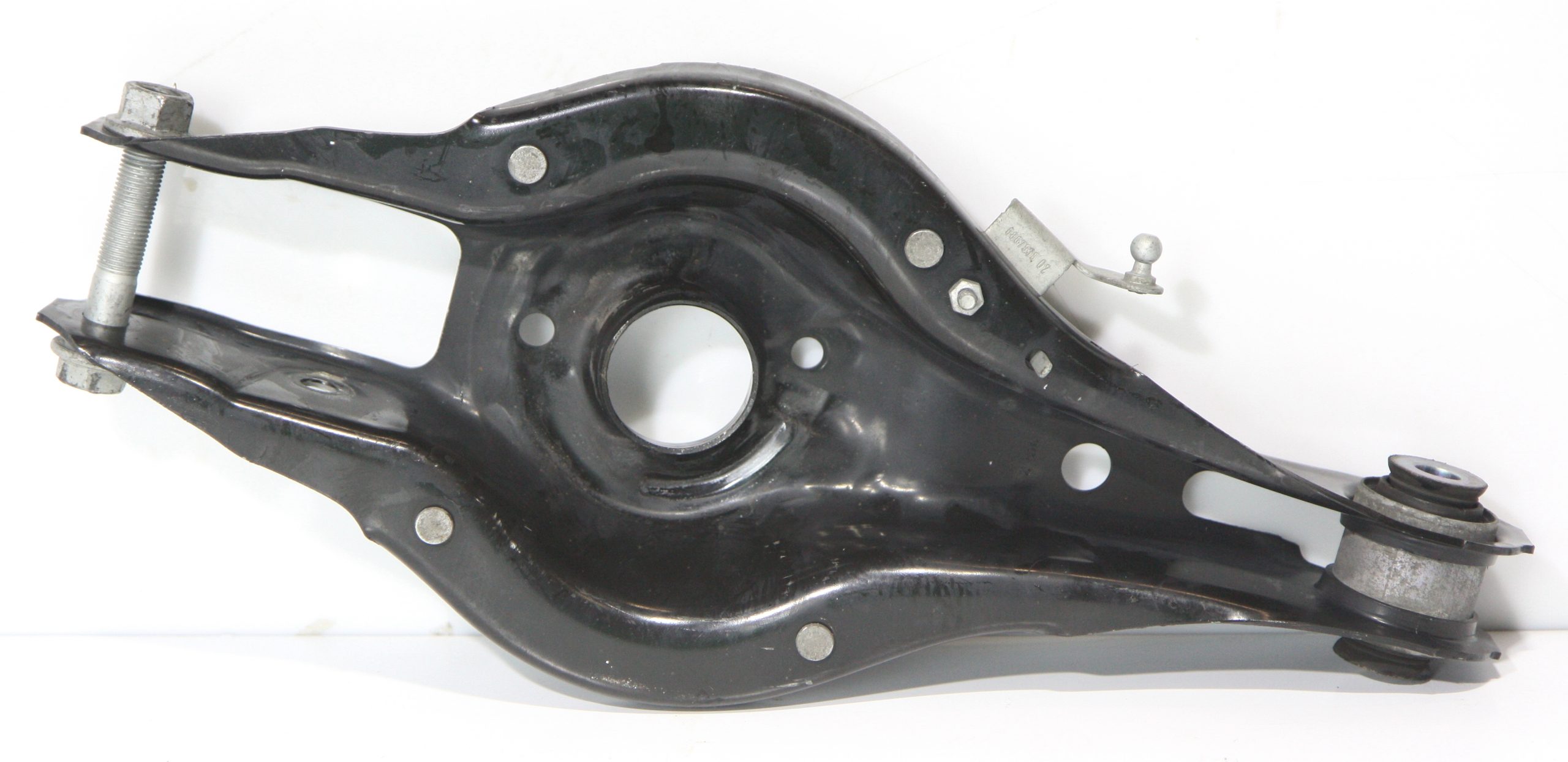BMW 3 (F30 / F31) Rear upper control arm/wishbone BMW 3 SERIES Rear upper control arm/wishbone OE...