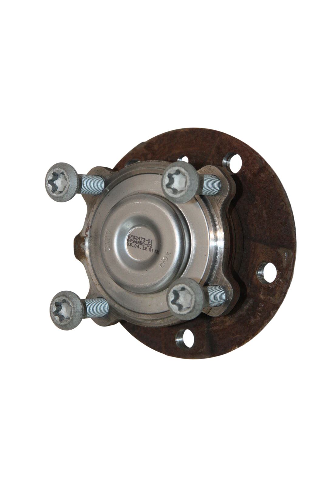 BMW 1 (F20 / F21) Front wheel hub BMW 1 SERIES Front wheel hub OEM 31206876840

P...