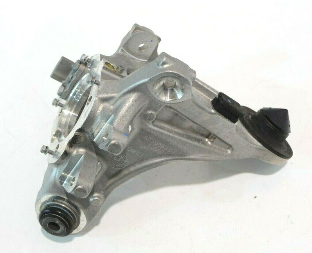 BMW X5 (F15) Rear wheel hub BMW X5 Rear wheel hub OEM 0C28508

Part codes: ...