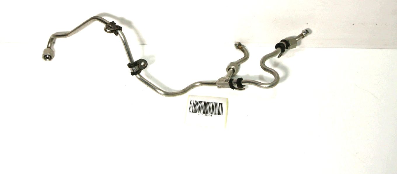 Audi A8 (D4) топливная трубка AUDI A8 Fuel line pipe OEM 06E127501AK

Part co...