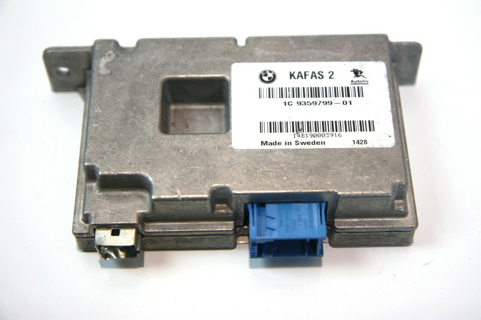 BMW 3 (F30 / F31) Camera control unit module BMW 3 SERIES Camera control unit module OEM 665...