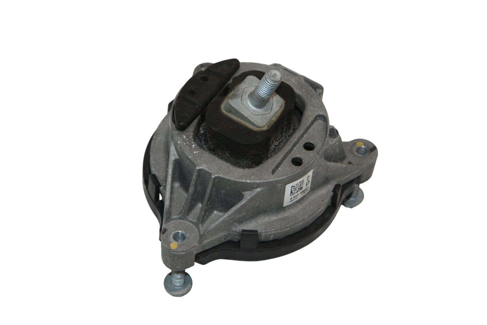 BMW 3 (F30 / F31) Engine mount bracket BMW 3 SERIES Engine mount bracket OEM 221168554...