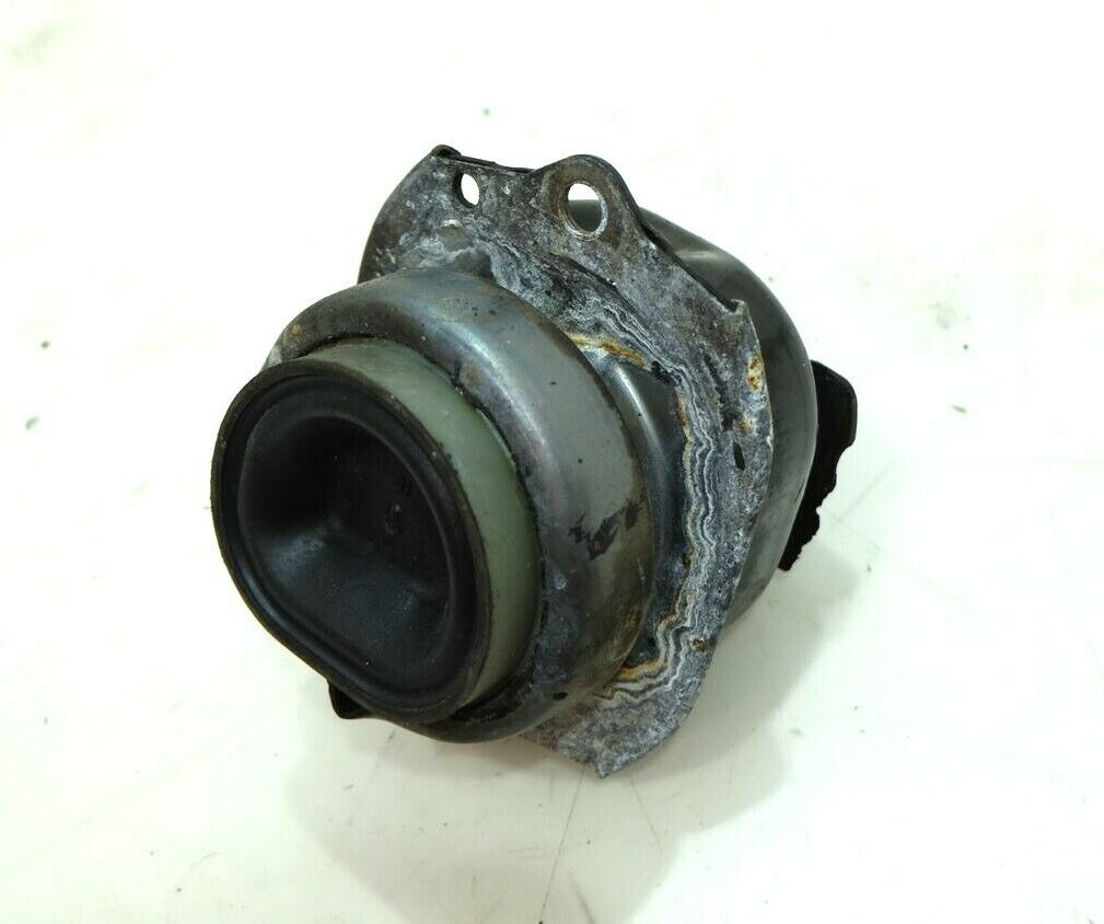BMW X5 (E70) Engine mount bracket BMW X5 Engine mount bracket OEM 22116793642

Pa...