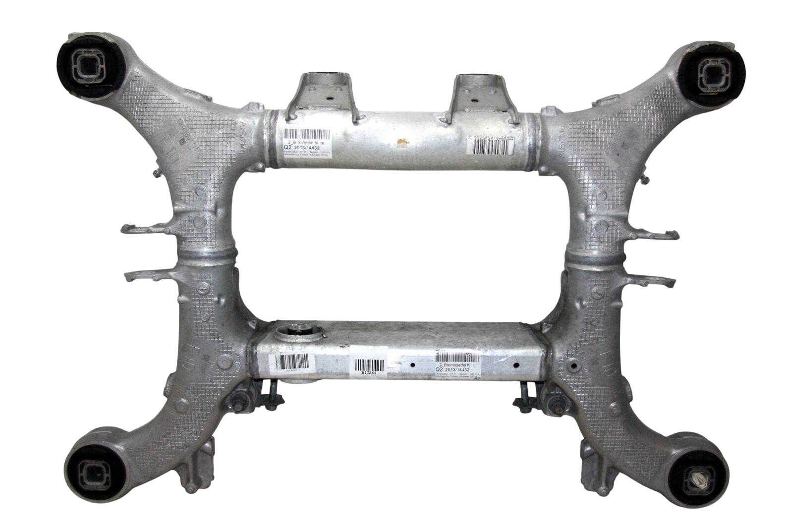 BMW 5 (F10 / F11) Балка заднего моста BMW 5 SERIES GT Rear axle Beam OEM 33316776488
...