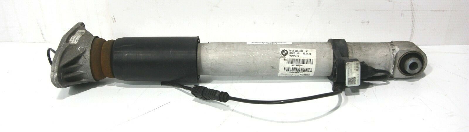 BMW 3 (G20 / G21) Rear shock absorber/damper BMW M3 Rear shock absorber/damper OEM 2284909

...