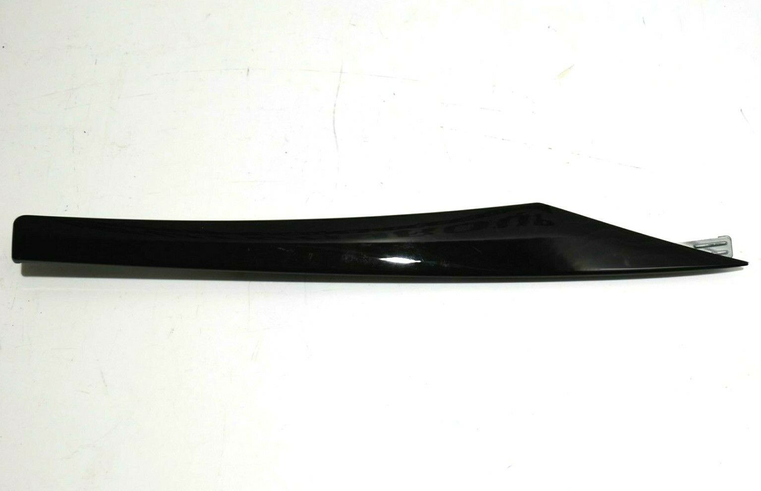 BMW 5 (F10 / F11) Parts BMW 5 SERIES GT Parts OEM 51427216645

Part cod...