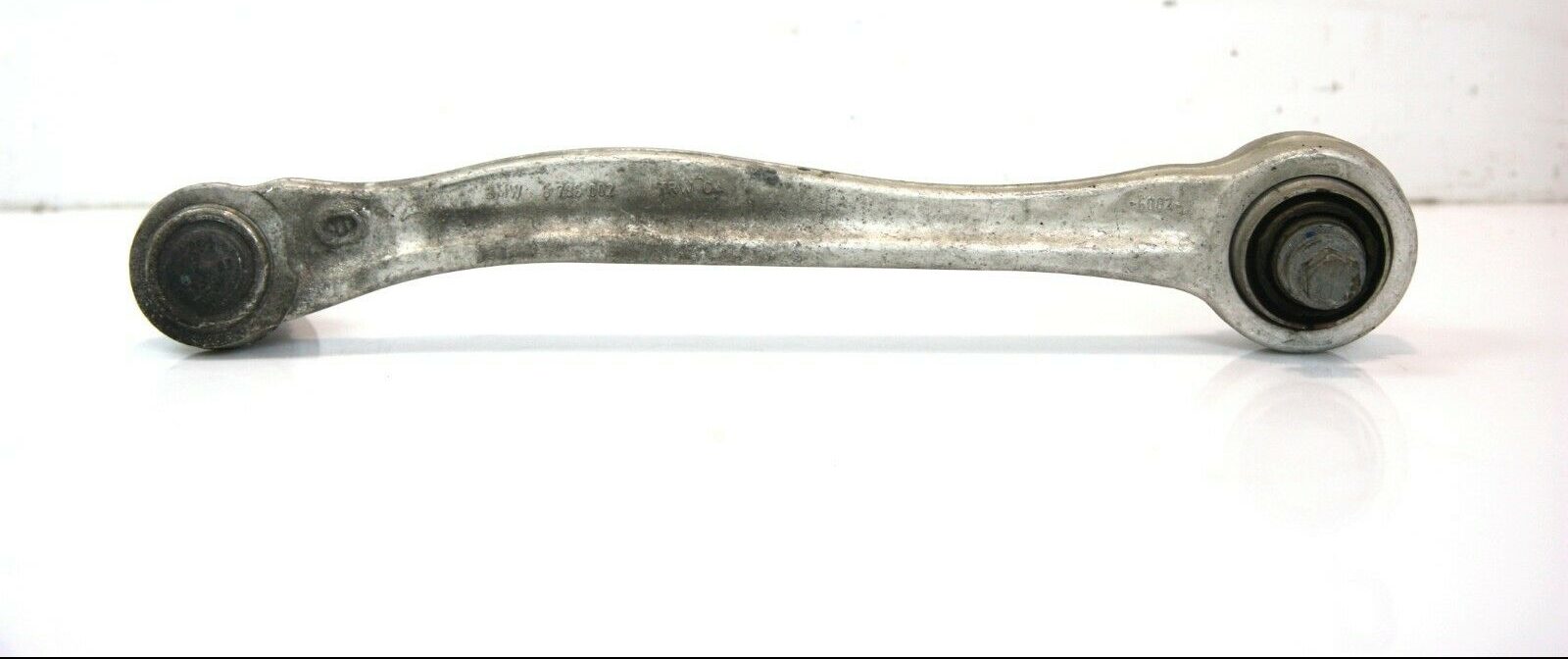 BMW X6 (E71 / E72) Front lower control arm/wishbone BMW X6 Front lower control arm/wishbone OEM 0G9...