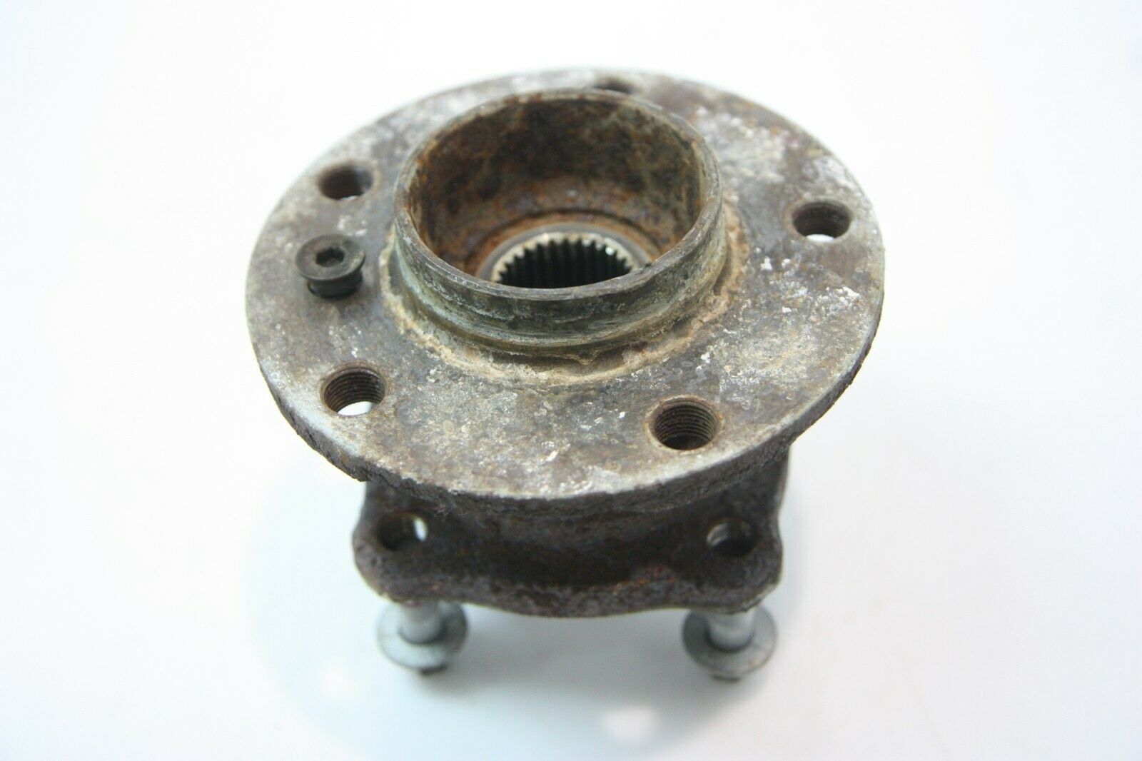 BMW 6 (F06 / F12 / F13) Rear wheel ball bearing BMW 6 SERIES Rear wheel ball bearing OEM 330068...