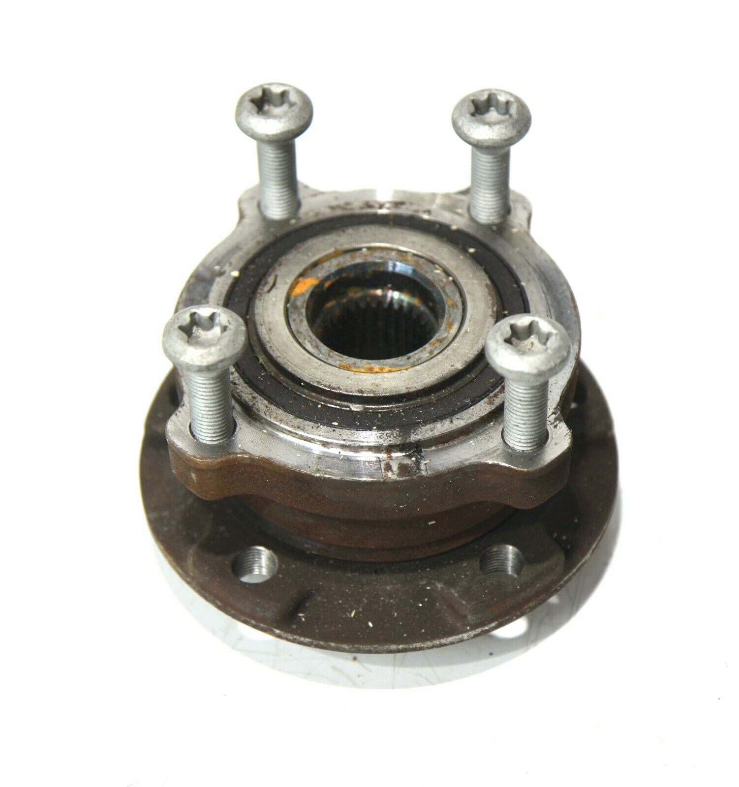 BMW 6 (F06 / F12 / F13) Front wheel hub BMW 6 SERIES Front wheel hub OEM 2284375

Part ...