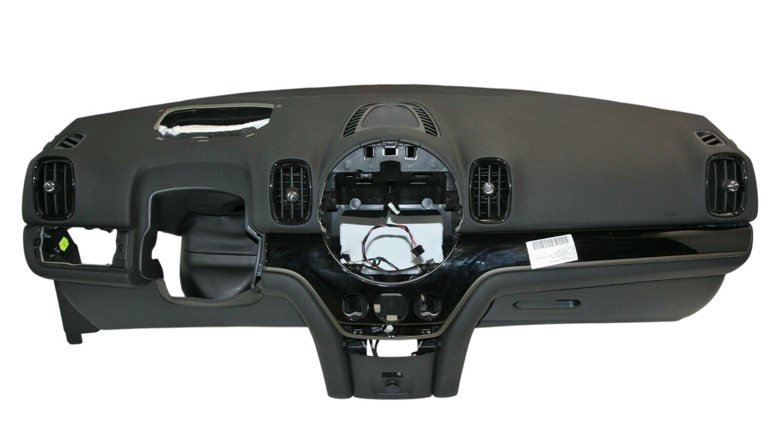 BMW 6 GT (G32) Dashboard BMW MINI Countryman F60 Dashboard OEM 3E67286

...