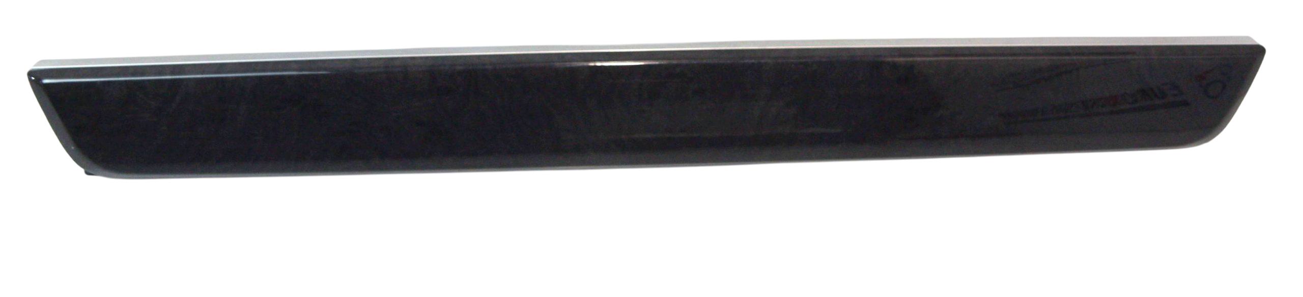 BMW 7 (G11 / G12) Tailgate/boot lid cover trim BMW 7 SERIES Tailgate/boot lid cover trim OEM 9...