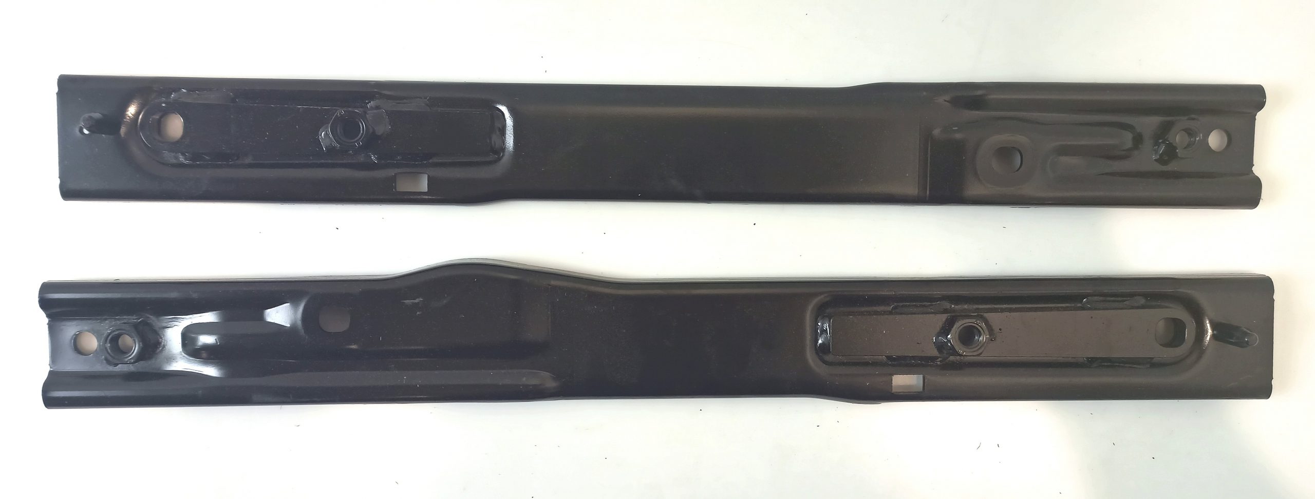 BMW 7 (G11 / G12) Sill BMW 7 SERIES Sill OEM 52107359041

Part codes: ...