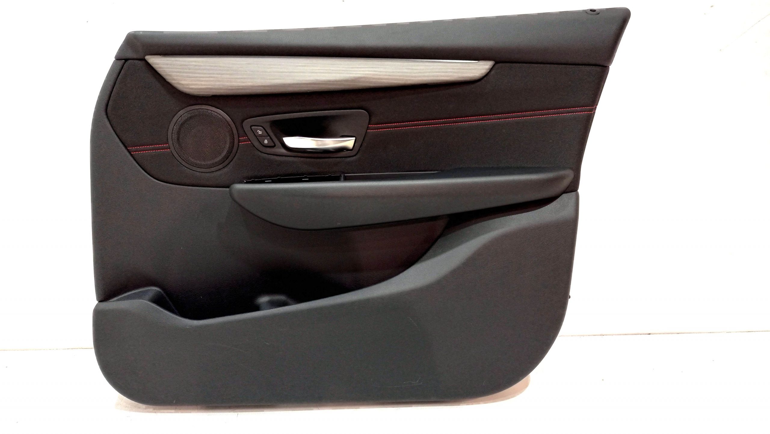BMW 2 (F22 / F23) Front door card panel trim BMW 2 SERIES Front door card panel trim OEM 740...