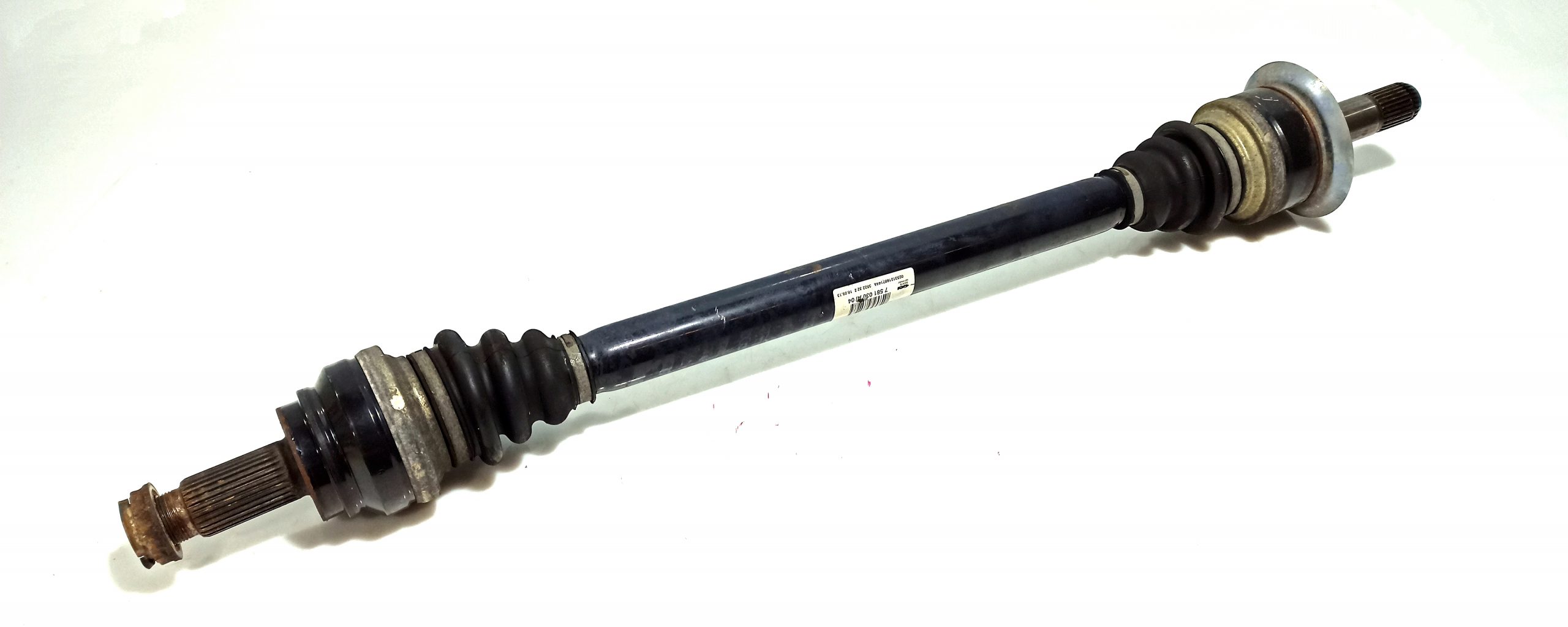 BMW 5 (F10 / F11) Rear driveshaft BMW 5 SERIES Rear driveshaft OEM 33207581030

P...