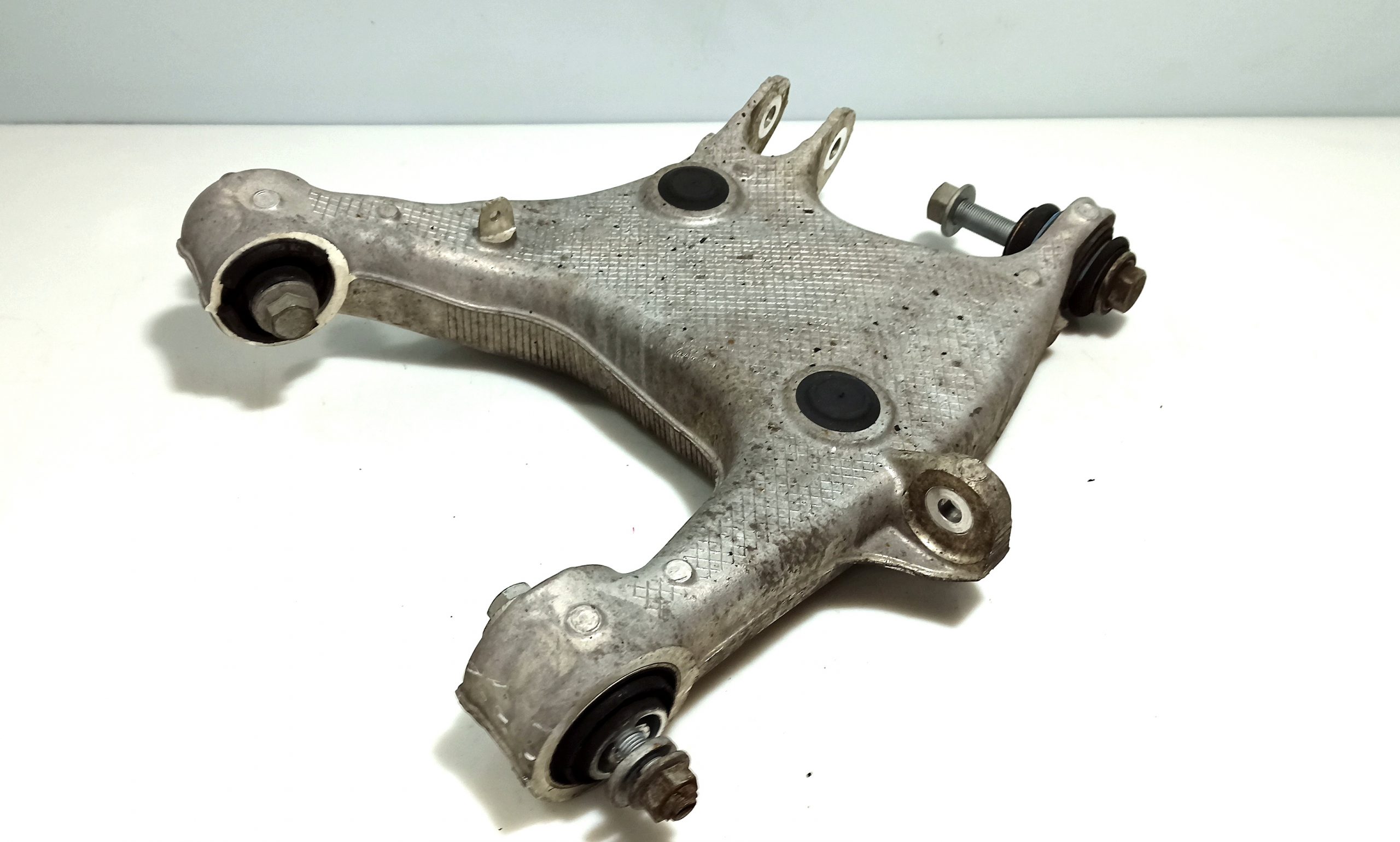 BMW 6 (F06 / F12 / F13) Rear upper control arm/wishbone BMW 6 SERIES Rear upper control arm/wishbone OE...