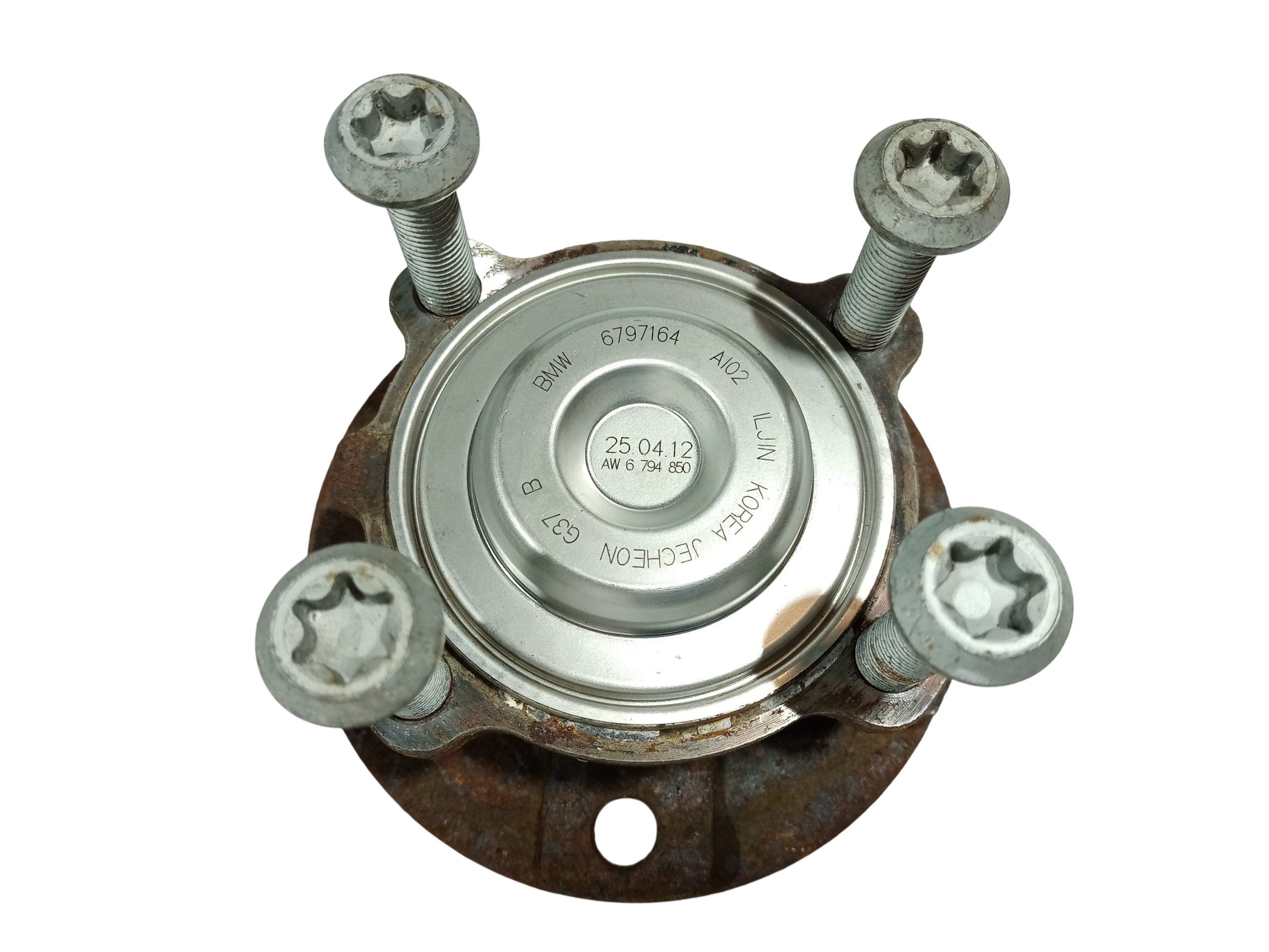 BMW 1 (F20 / F21) Front wheel hub BMW 1 SERIES Front wheel hub OEM 6794850

Part ...