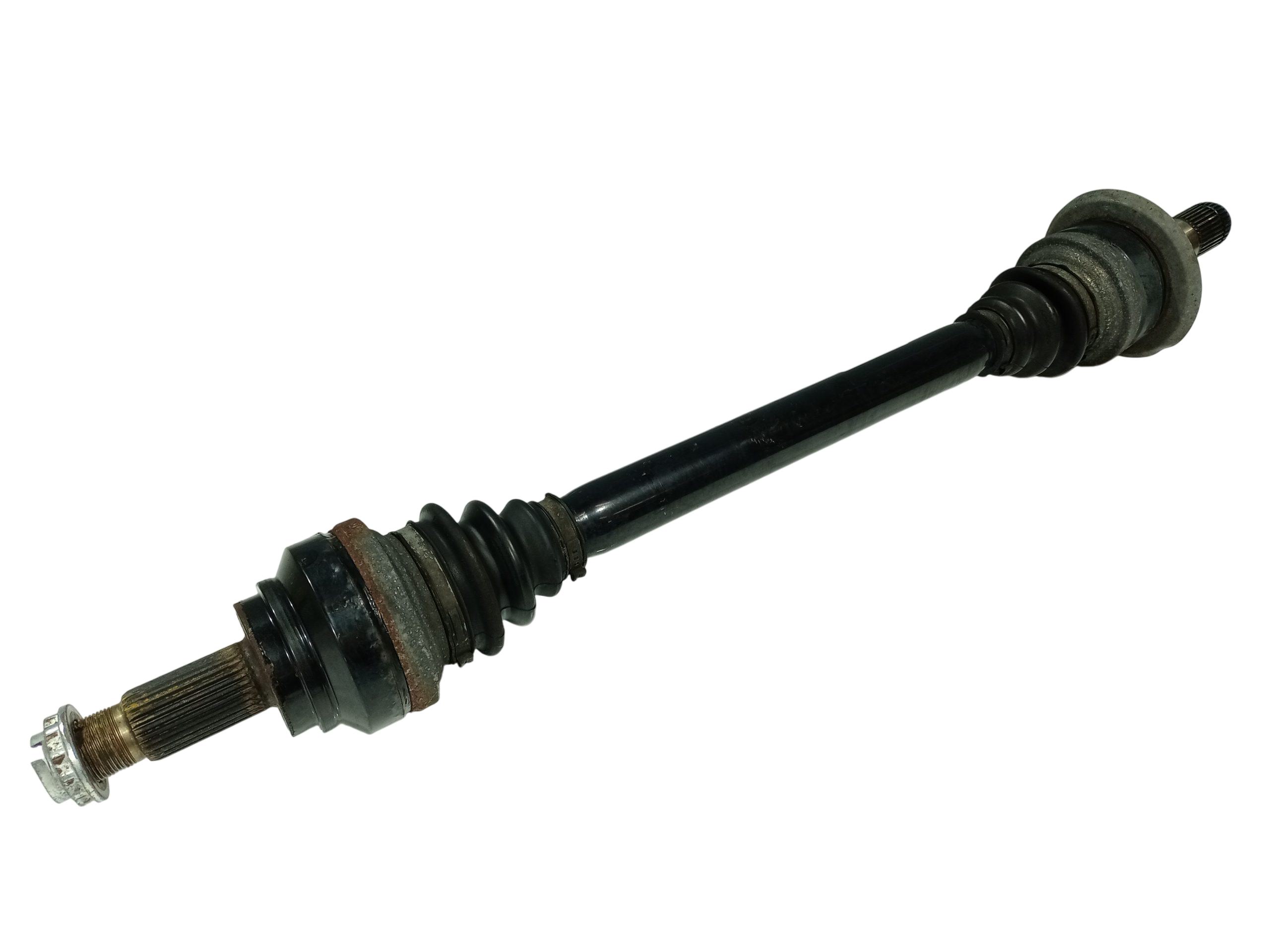 BMW 5 (F10 / F11) Rear driveshaft BMW 5 SERIES Rear driveshaft OEM 7581015

Part ...