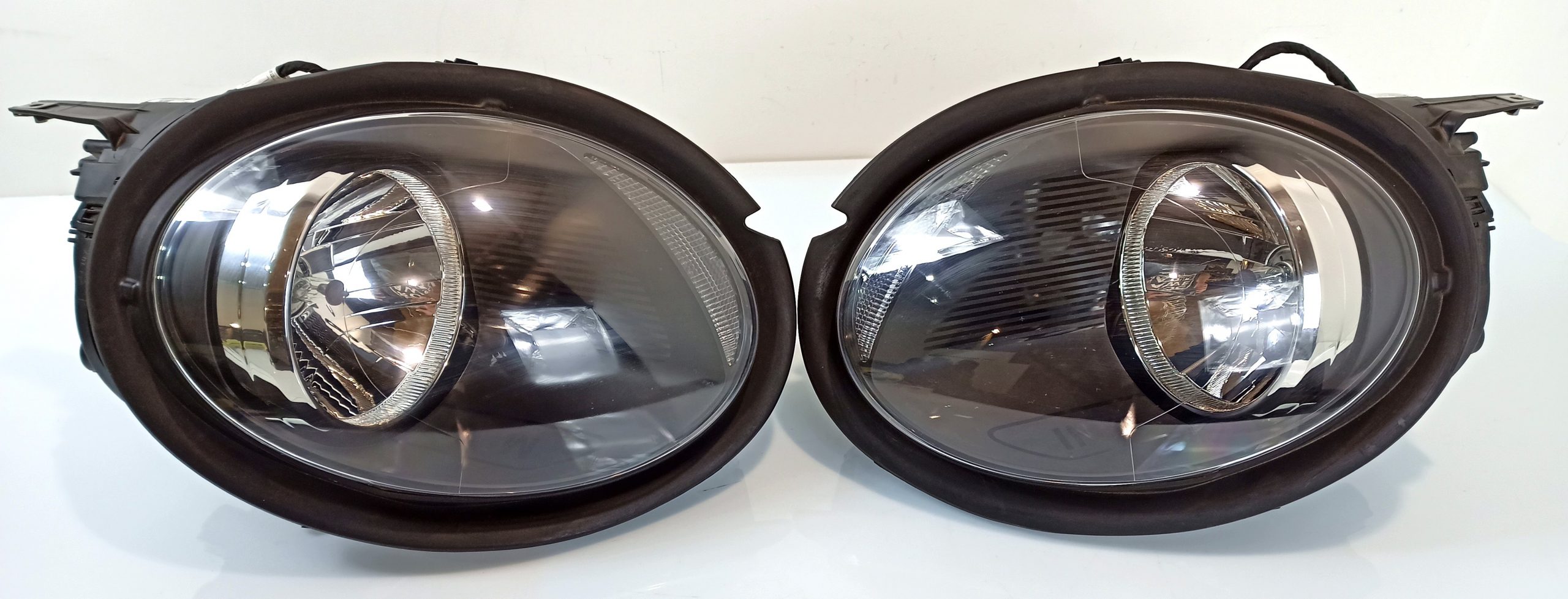 BMW 5 / i5 (G60 / G61) Headlights/headlamps set BMW MINI Cabrio F57, MINI Clubman F54 LCI, MINI...