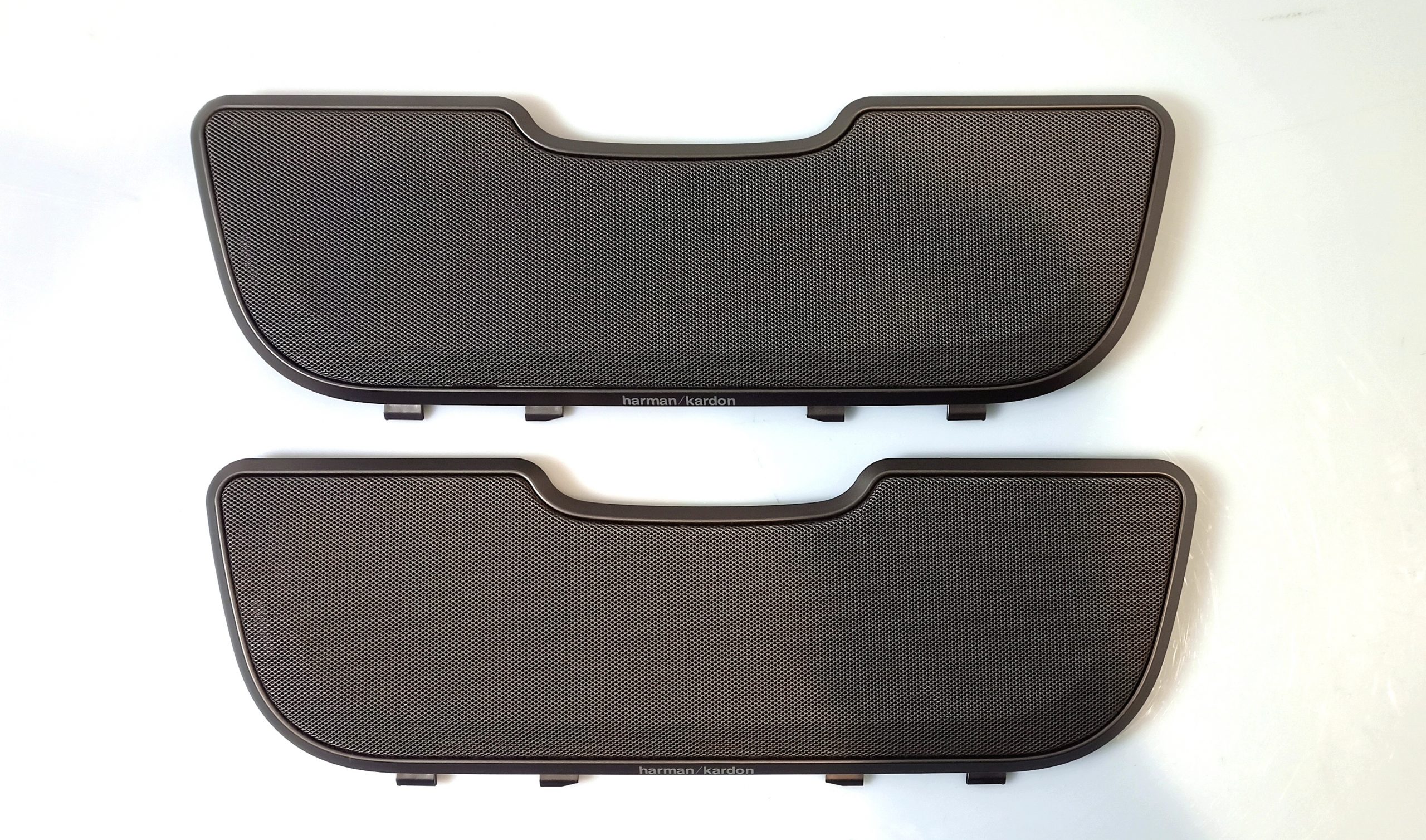 BMW 7 (G11 / G12) Parcel shelf speaker trim grill BMW 7 SERIES Parcel shelf speaker trim grill OE...