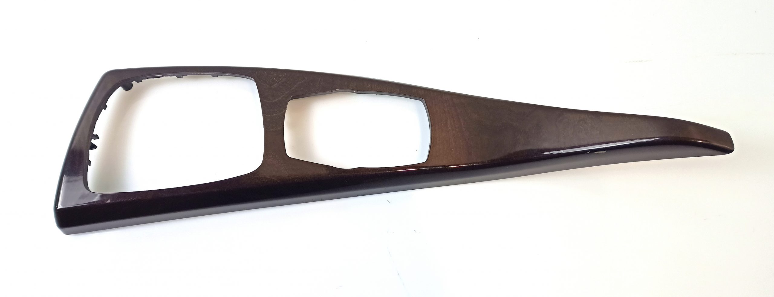 BMW 5 (F10 / F11) Center console decorative trim BMW 5 SERIES Center console decorative trim

Ge...