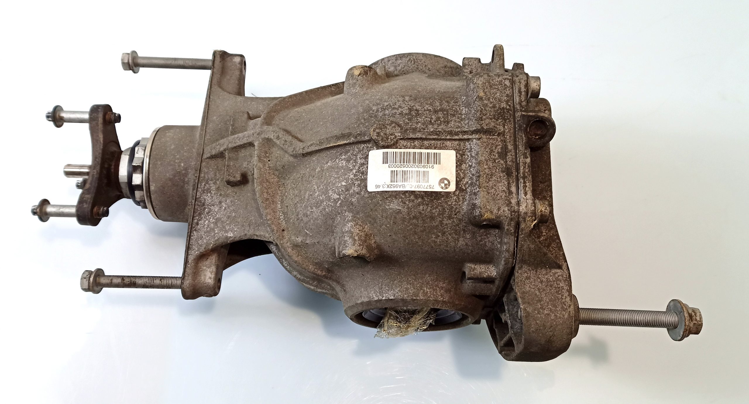 BMW 7 (G11 / G12) задний редуктор BMW 7 SERIES Rear differential OEM 33107577097
...